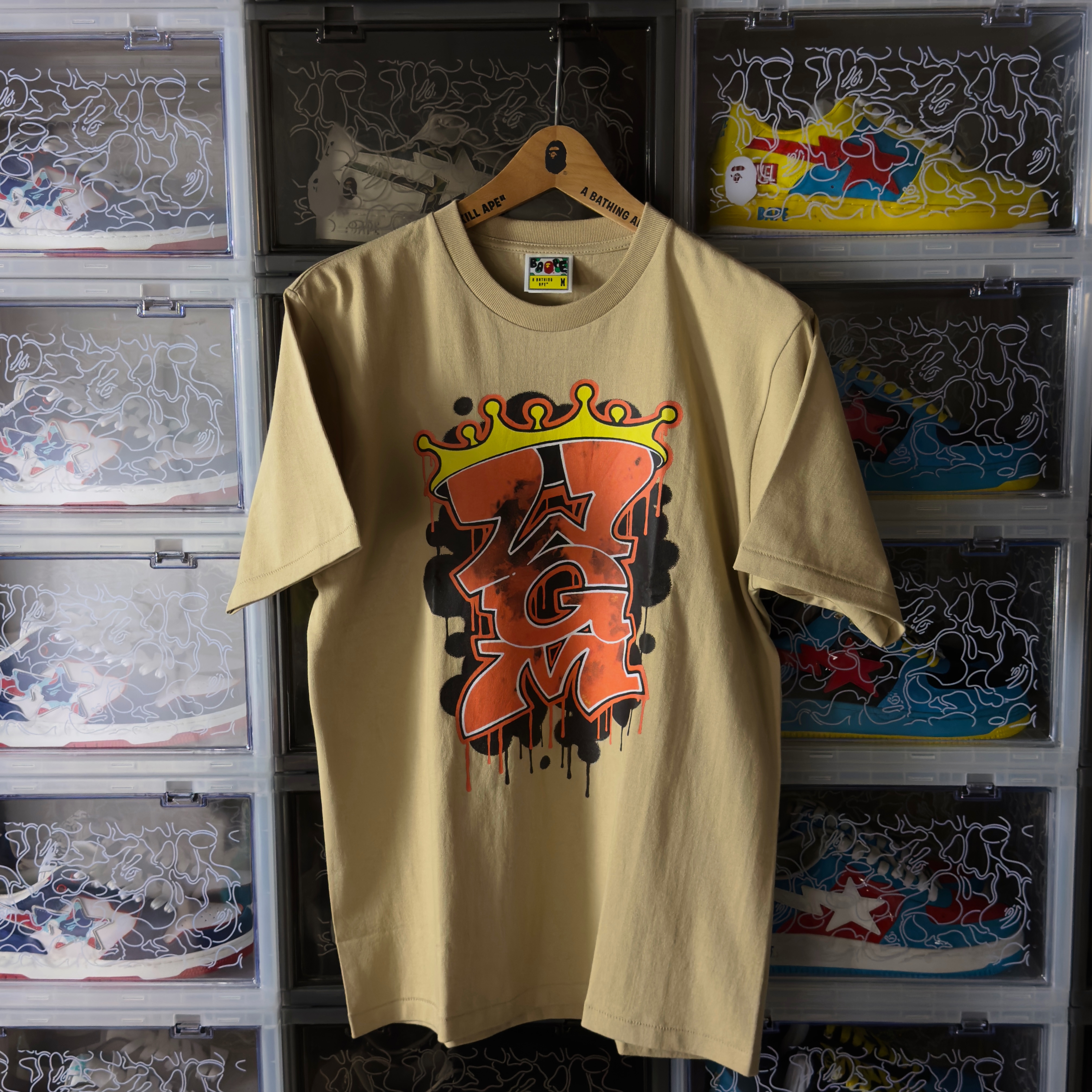 (M) Bape Graffiti WGM Tee Beige 2023