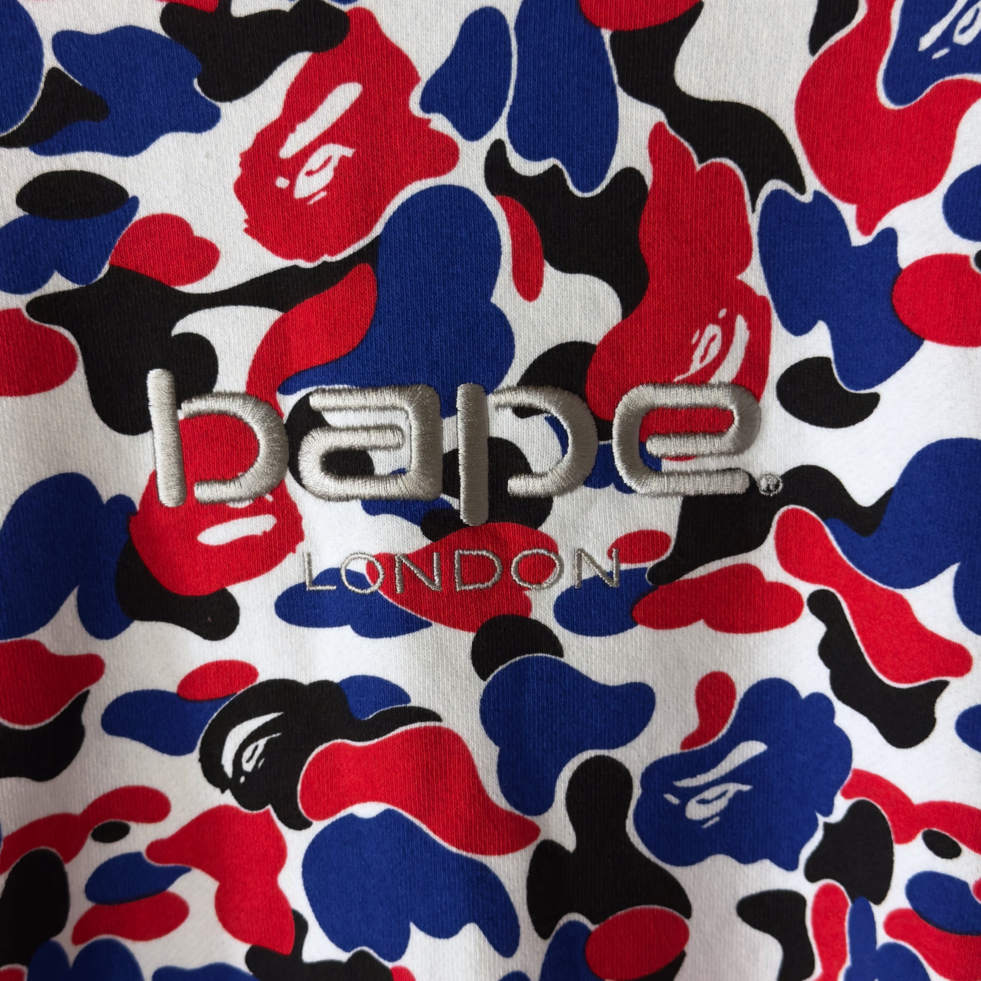 (S) Bape x Carhartt London Relaxed Crewneck Red 2021