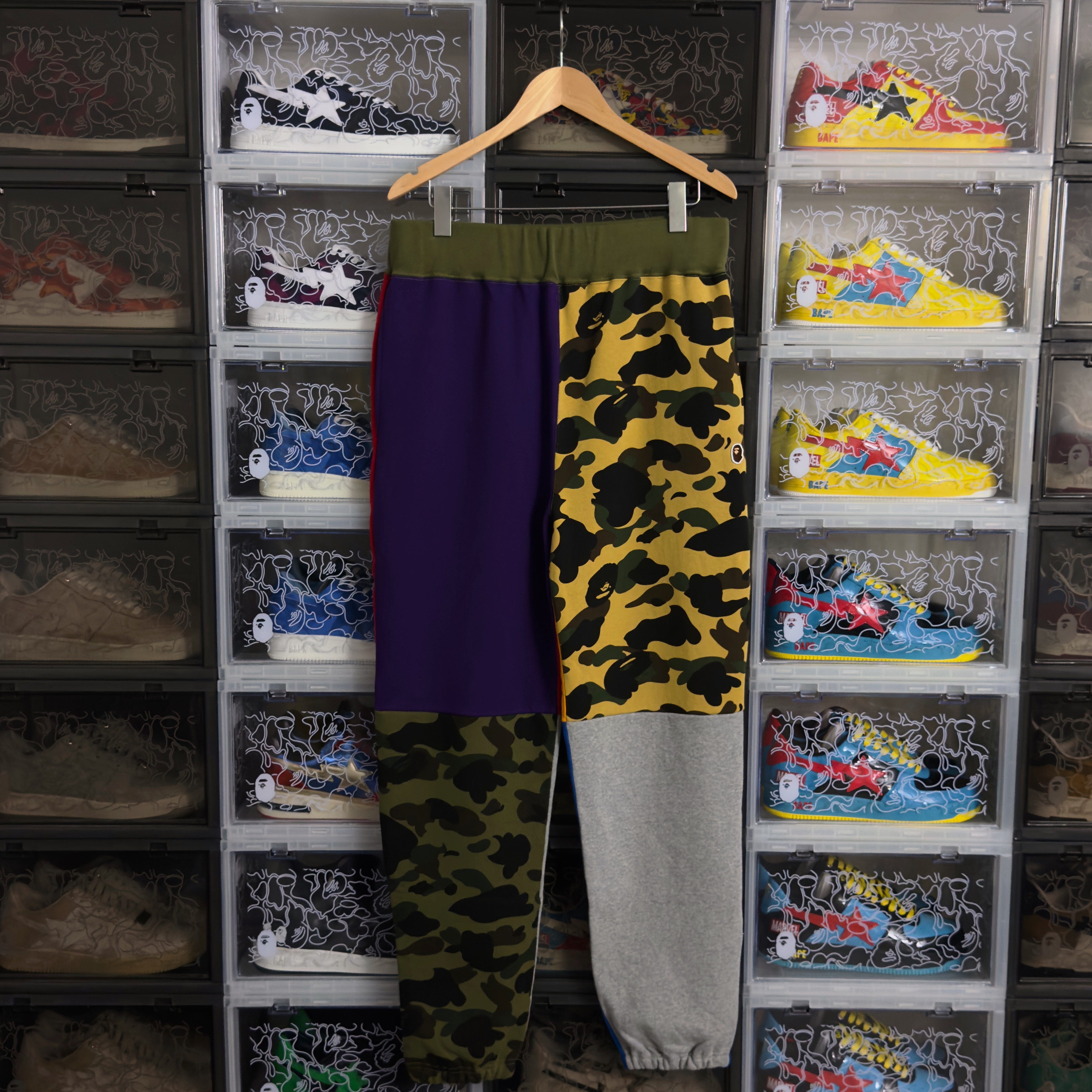(XL) Bape 1st Camo Crazy Sweat Pants Multi 2020