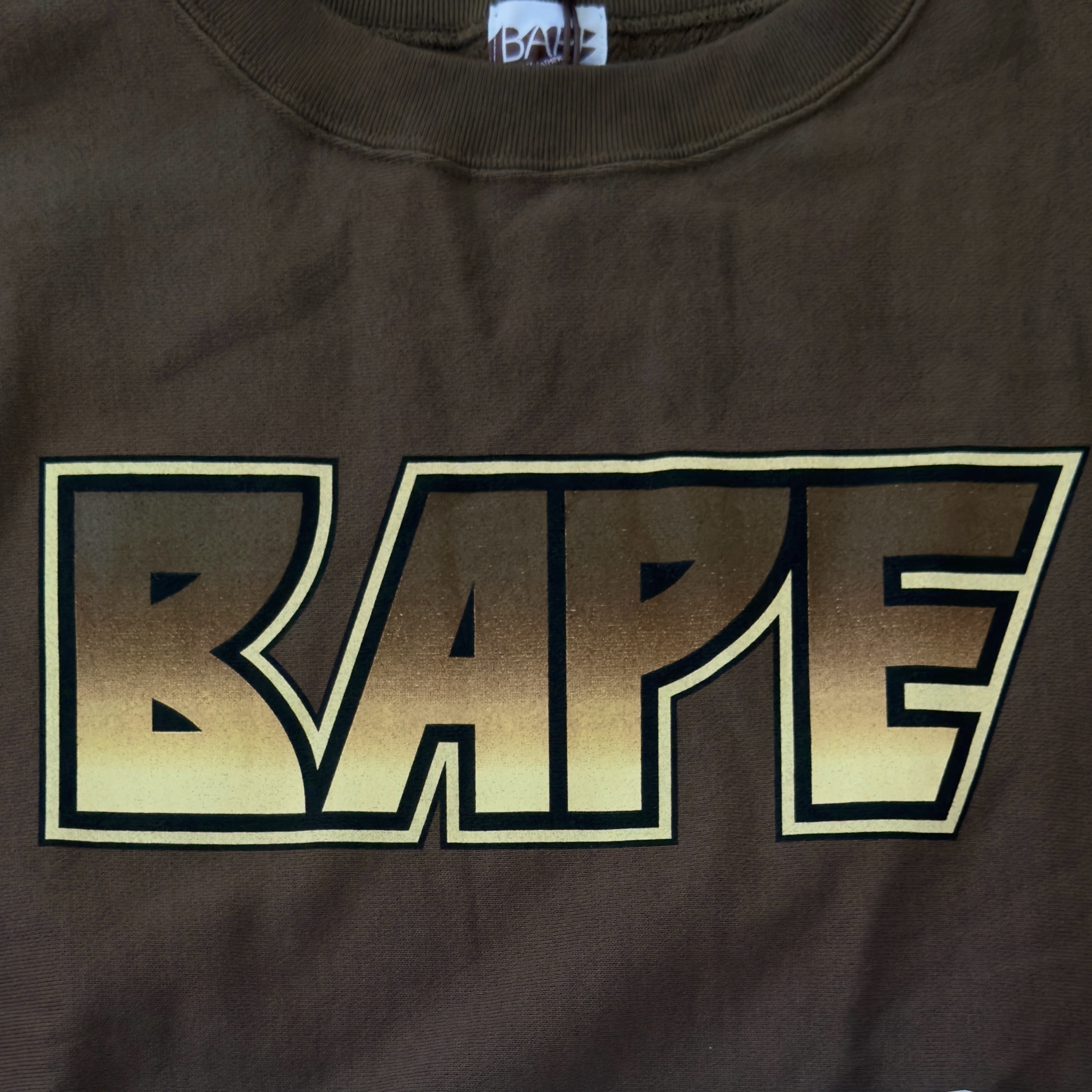 (L) Bape Kiss Logo Crewneck Brown 2005