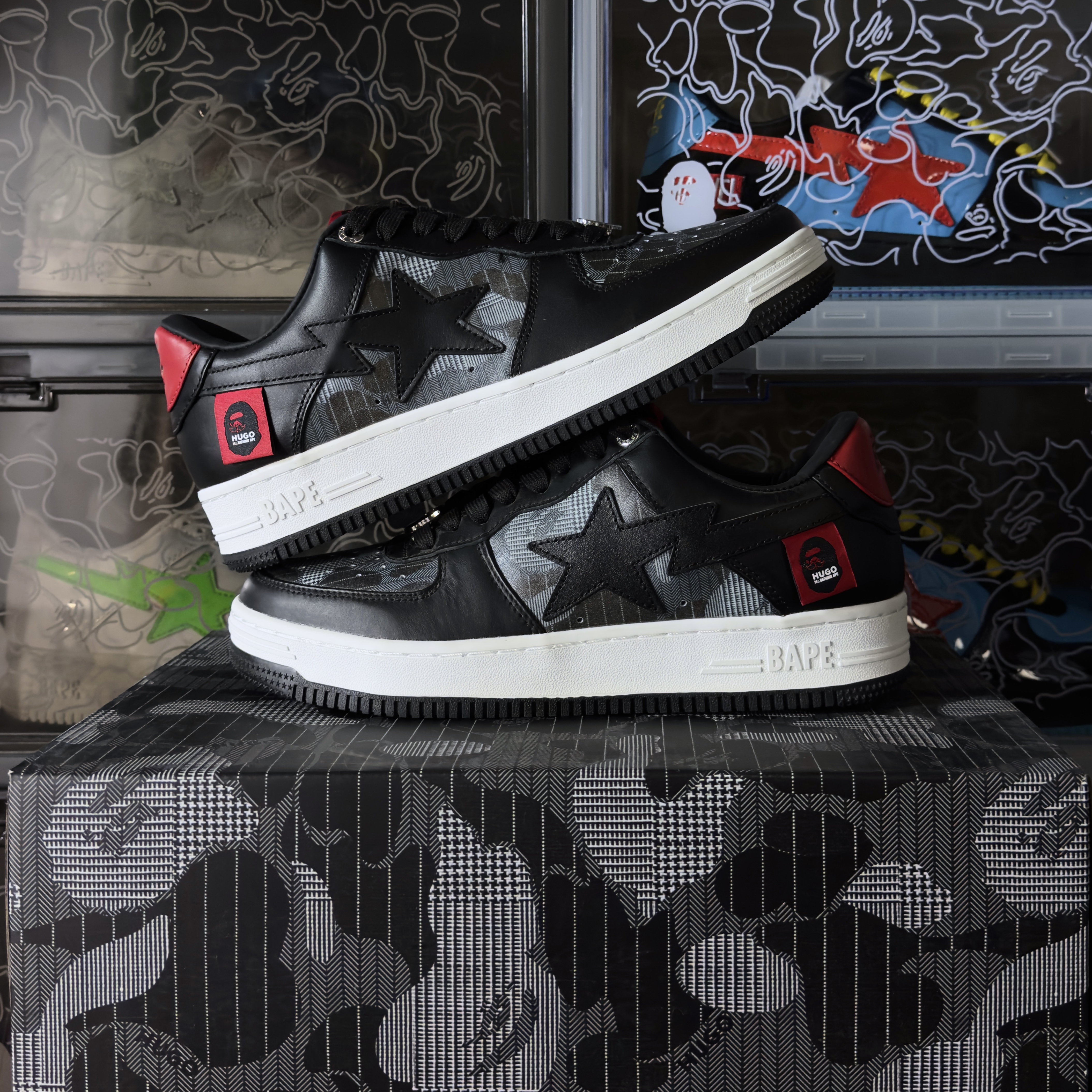 (41) A Bathing Ape Bapesta HUGO 2022