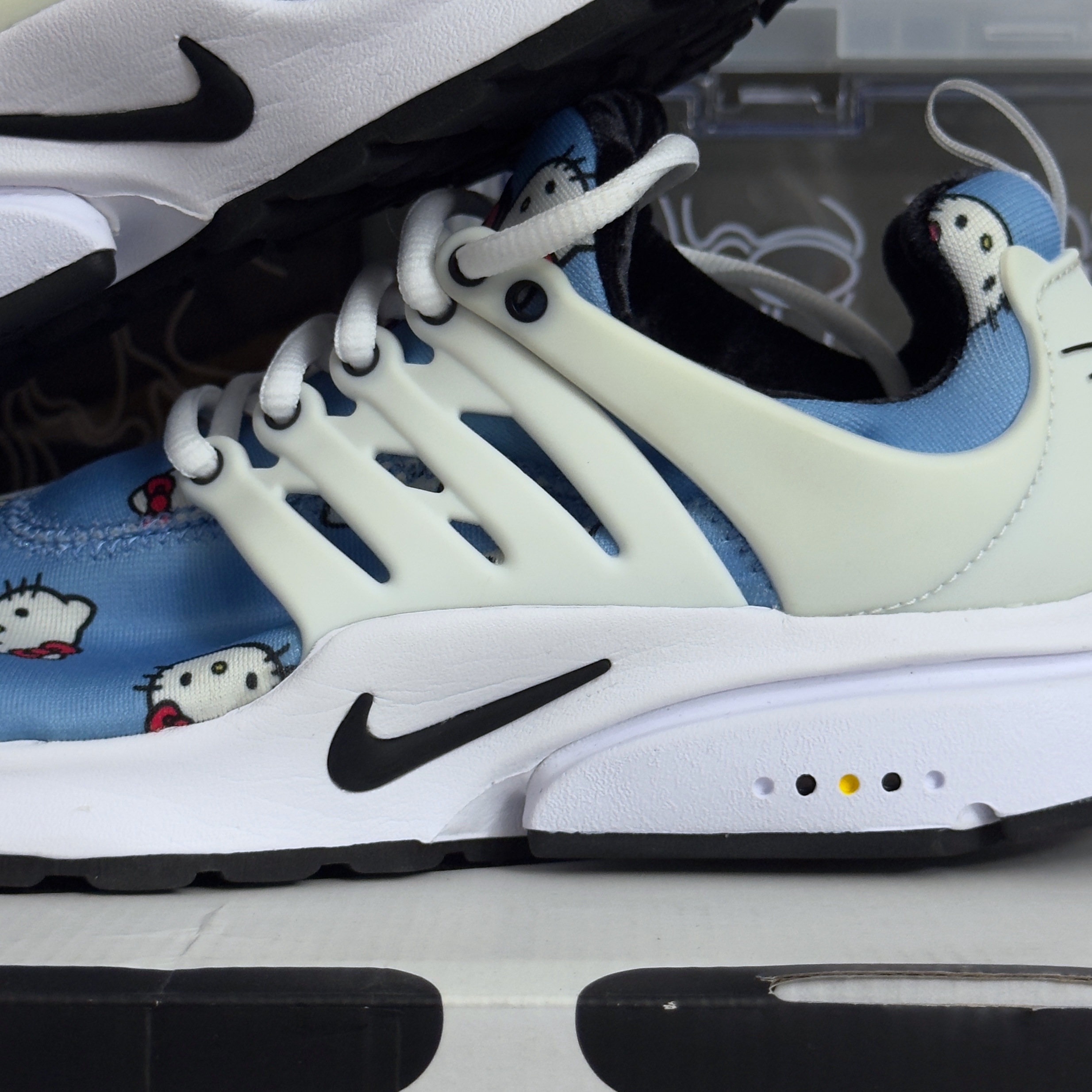 (42,5) Nike Air Presto Hello Kitty 2022