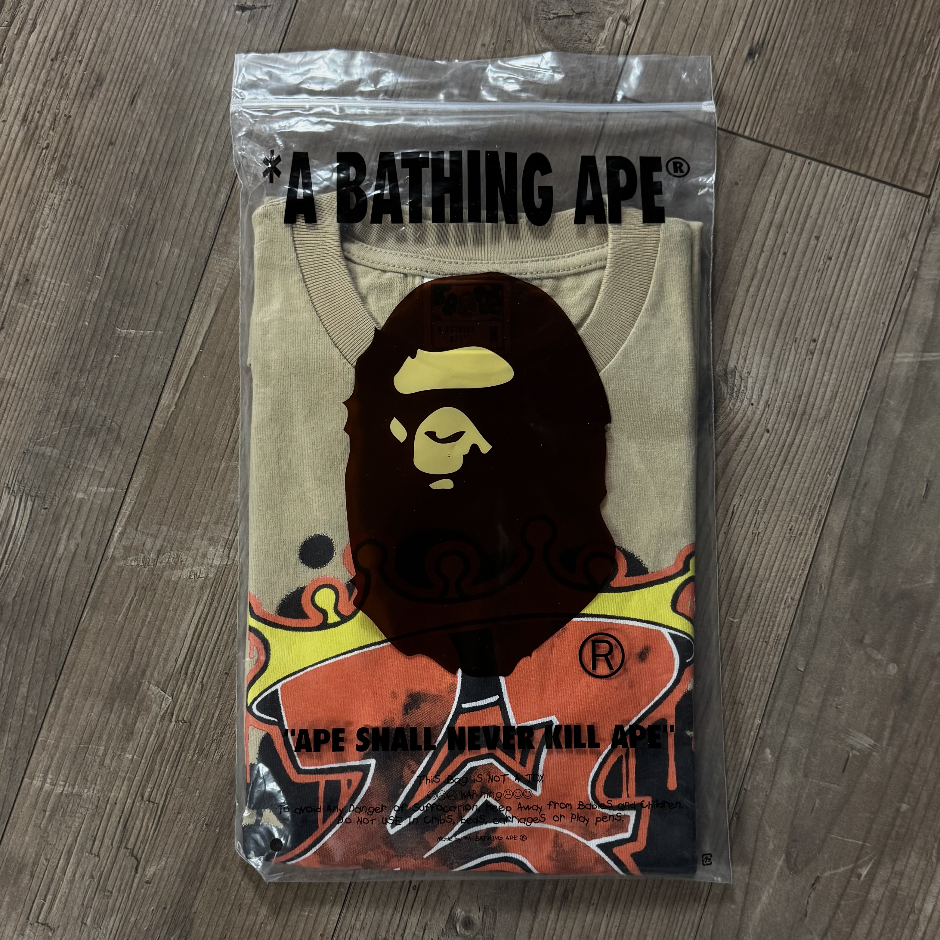 (M) Bape Graffiti WGM Tee Beige 2023
