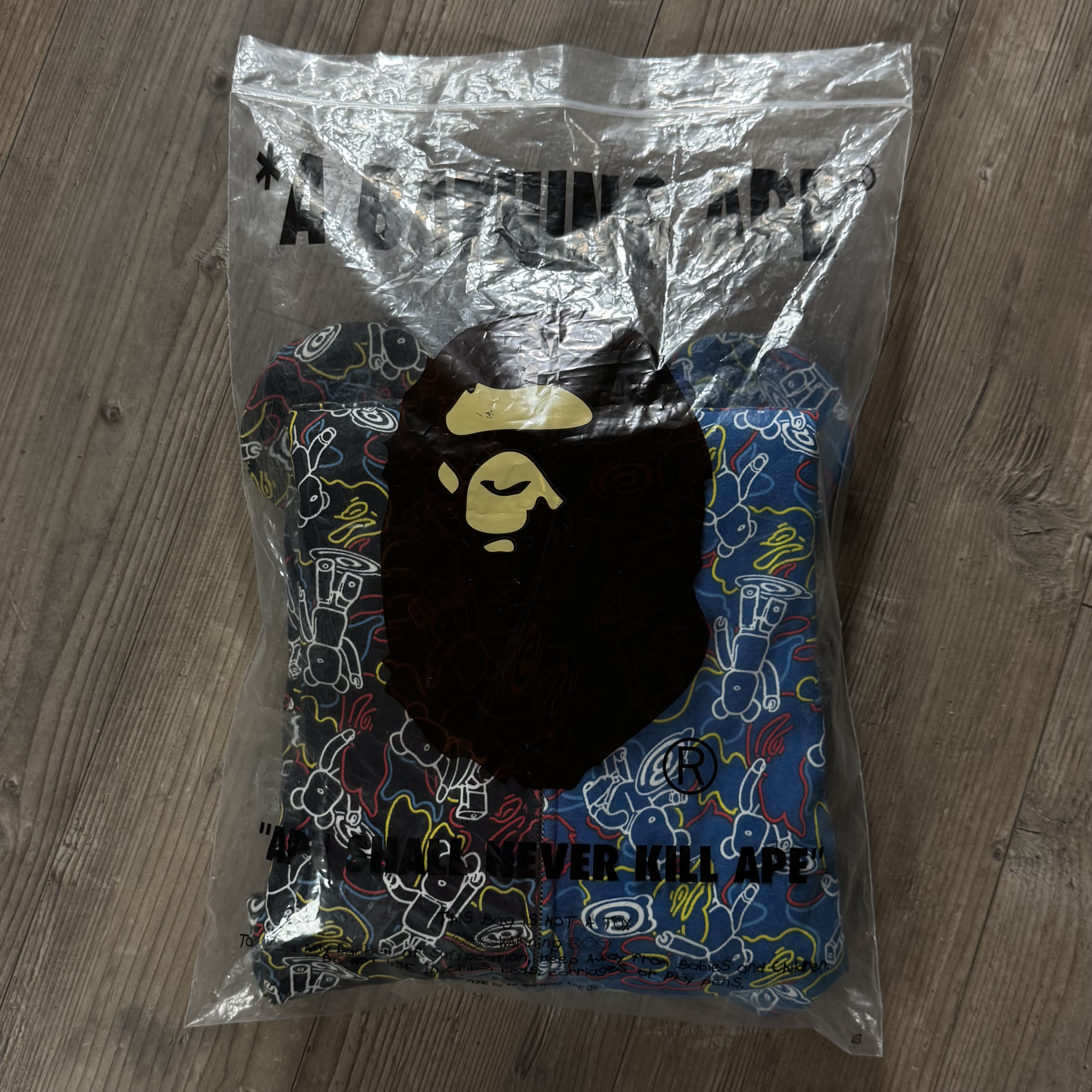 (L) Bape x Medicom Toy Bearbrick Camo Bear Shark Full Zip Hoodie Multi 2021