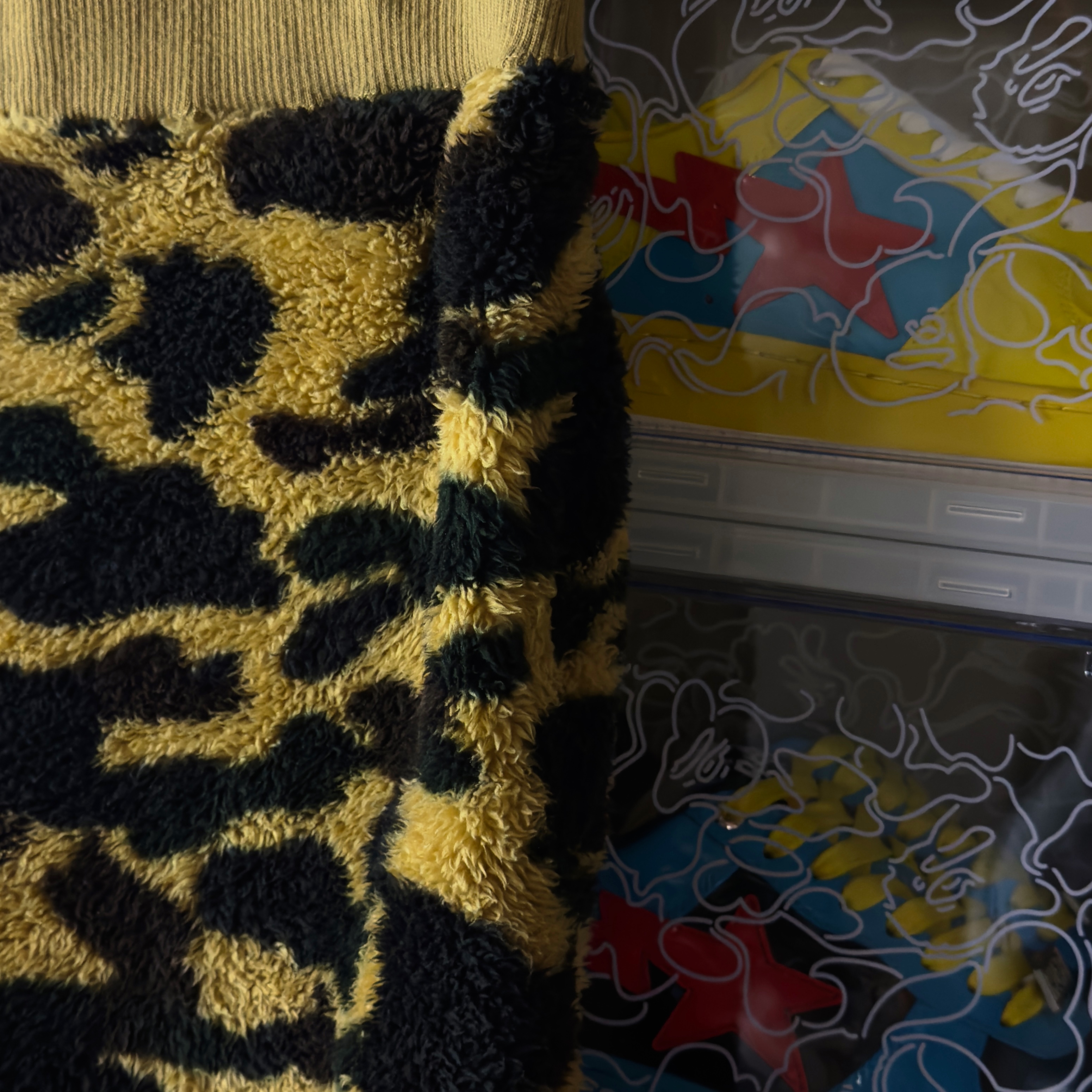 (L) Bape 1st Camo Boa Pants Yellow 2018 