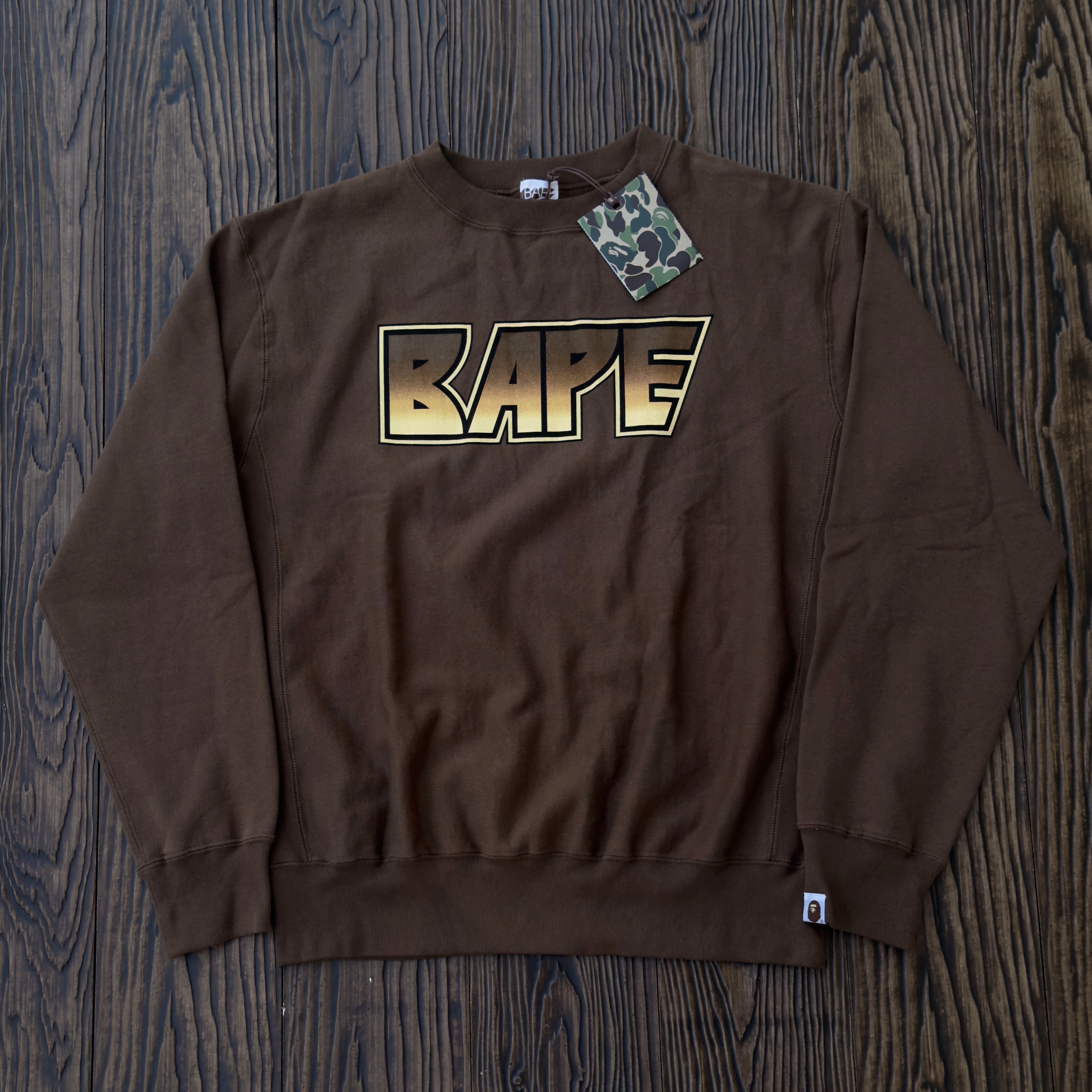 (L) Bape Kiss Logo Crewneck Brown 2005