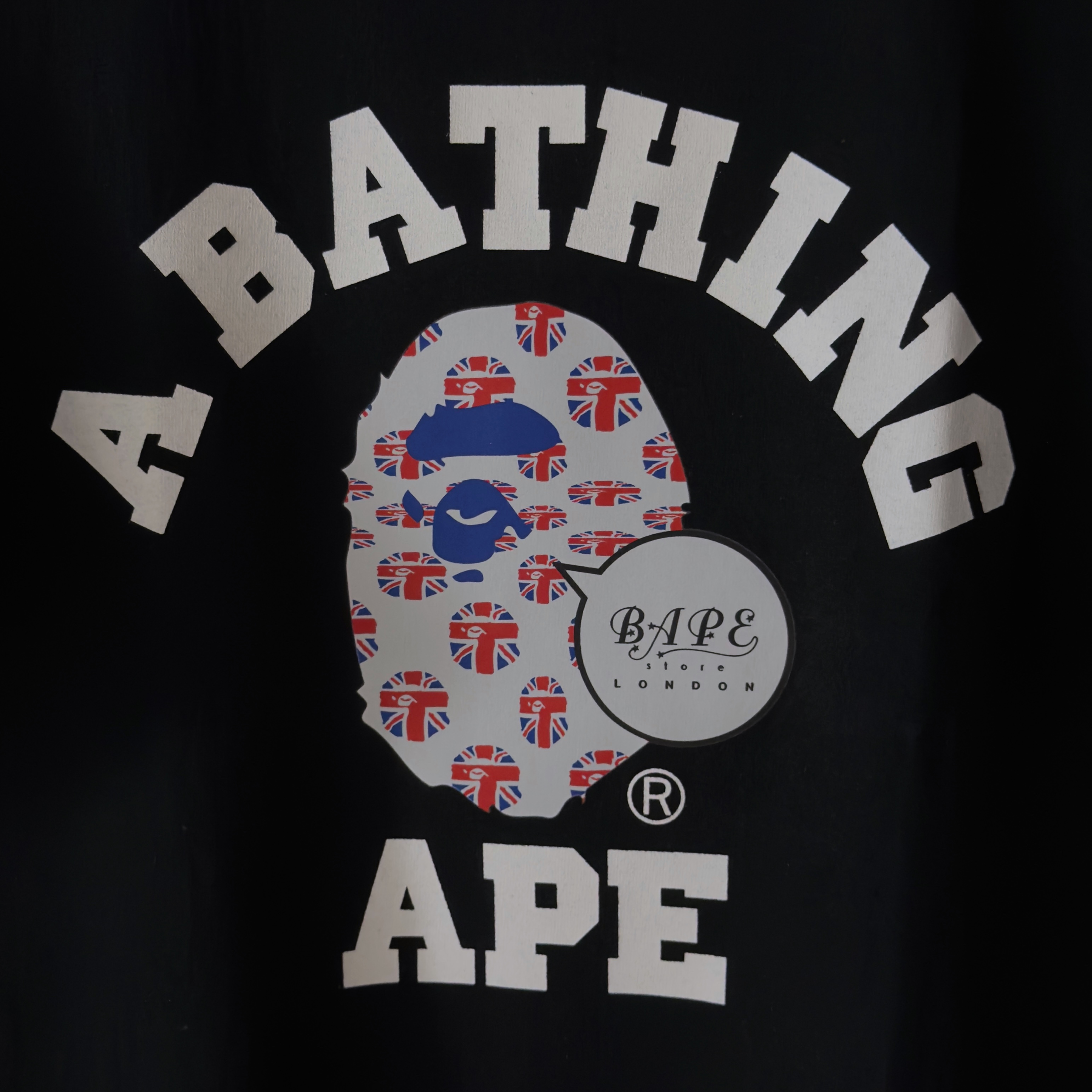(M) Bape London Reflector Union Jack College Tee Black 2021