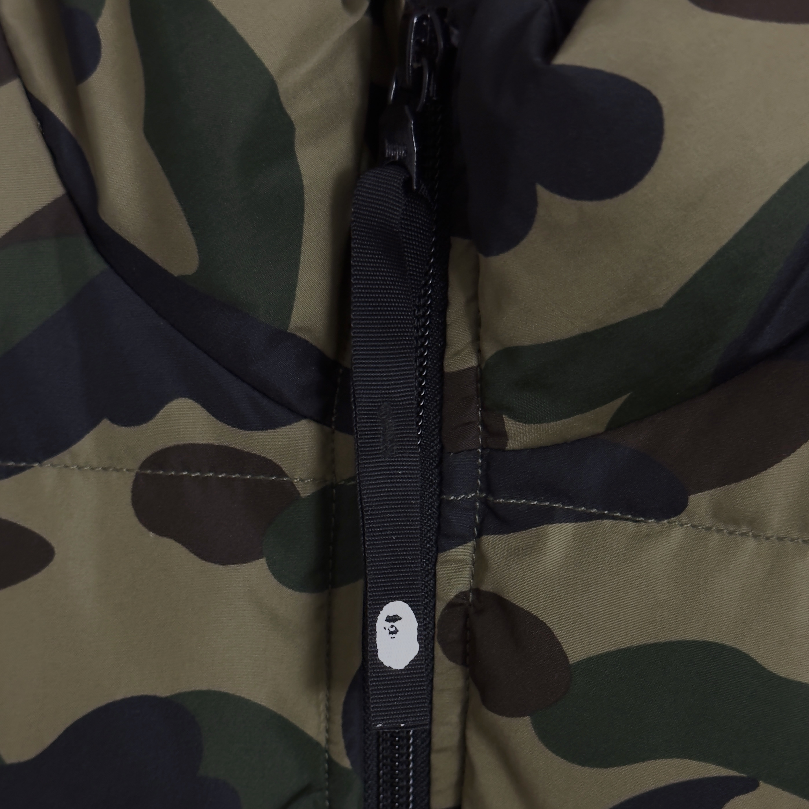 (M) Bape 1st Camo Down Vest Green 2018
