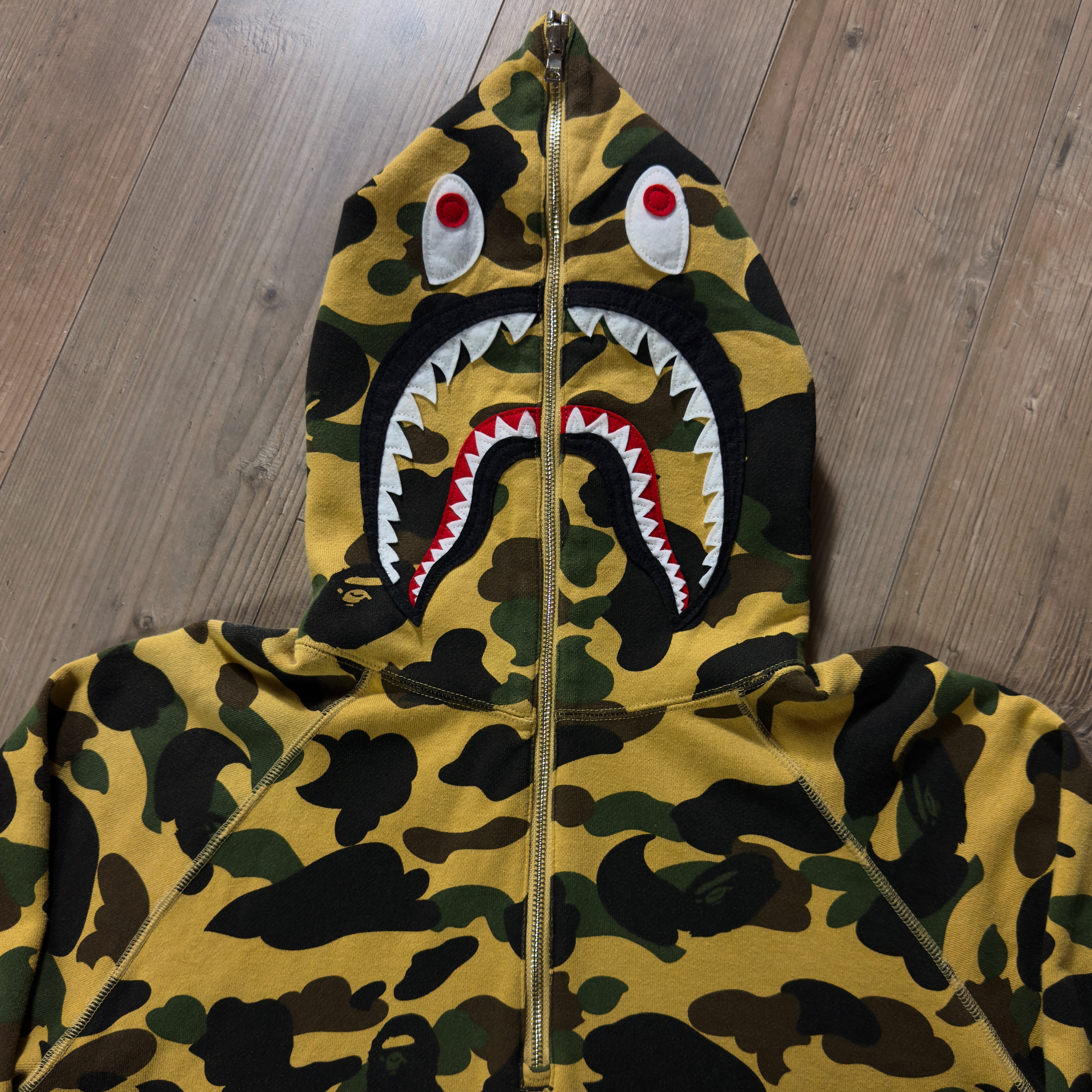 (L) Bape 1st Camo PONR Shark Half Zip Hoodie Yellow