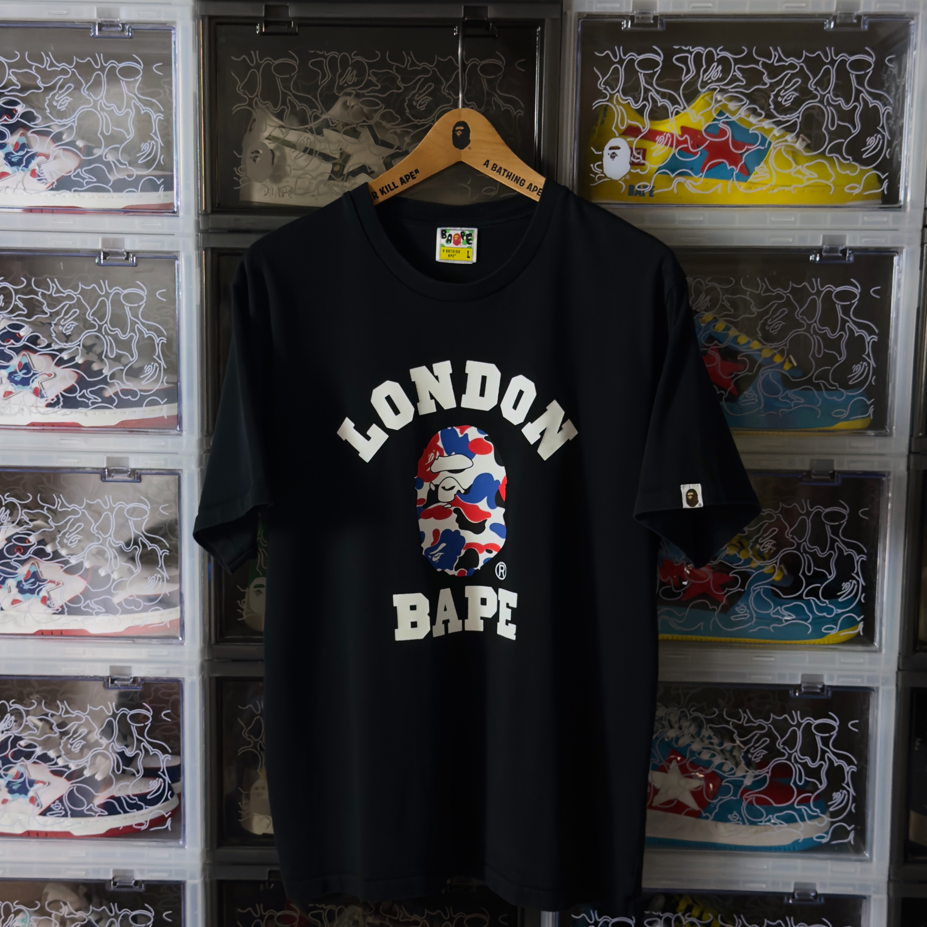 (L) Bape London Store College Tee Black