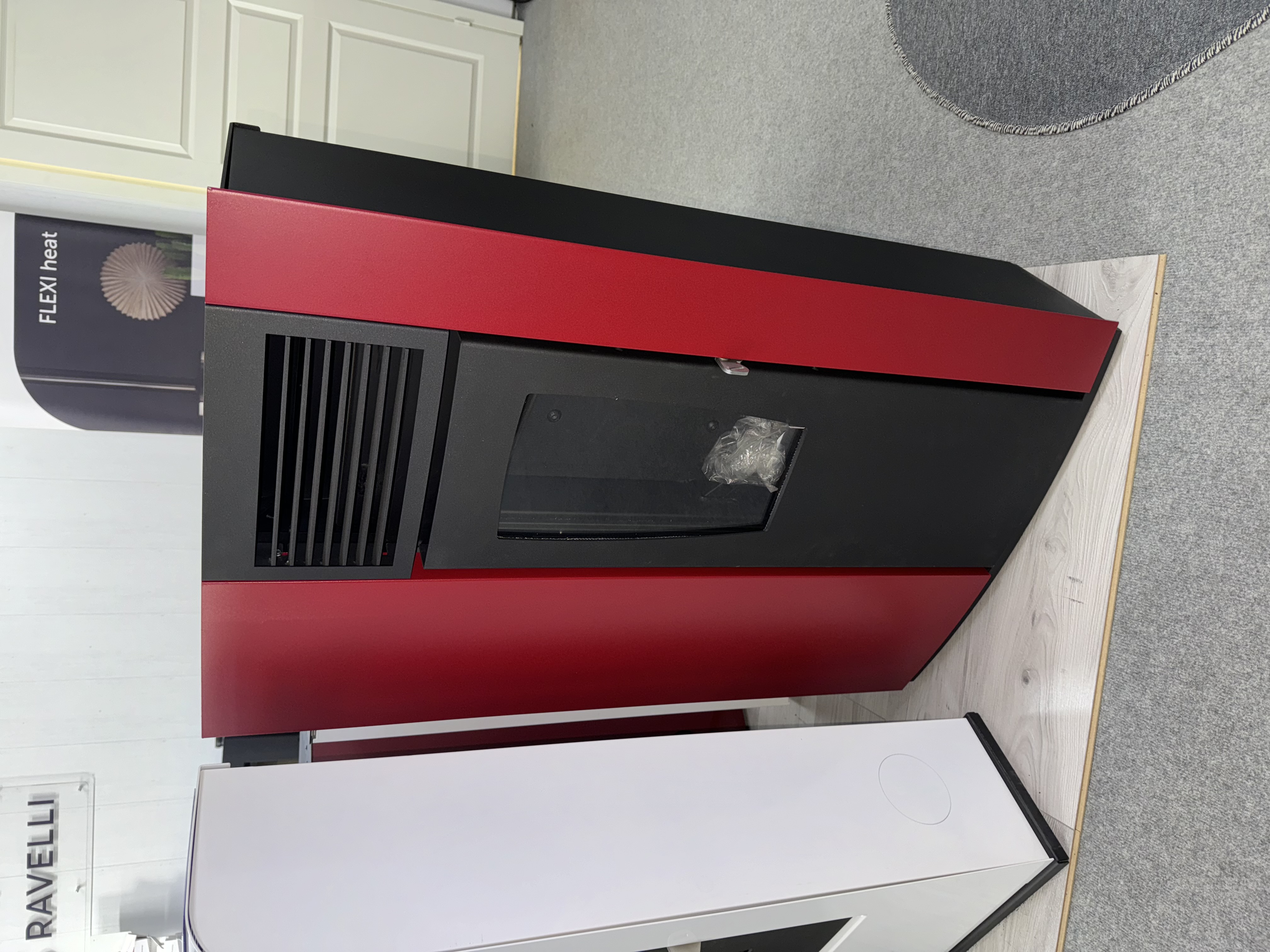 K0169 EVA CALOR PERLA orinė granulinė krosnelė