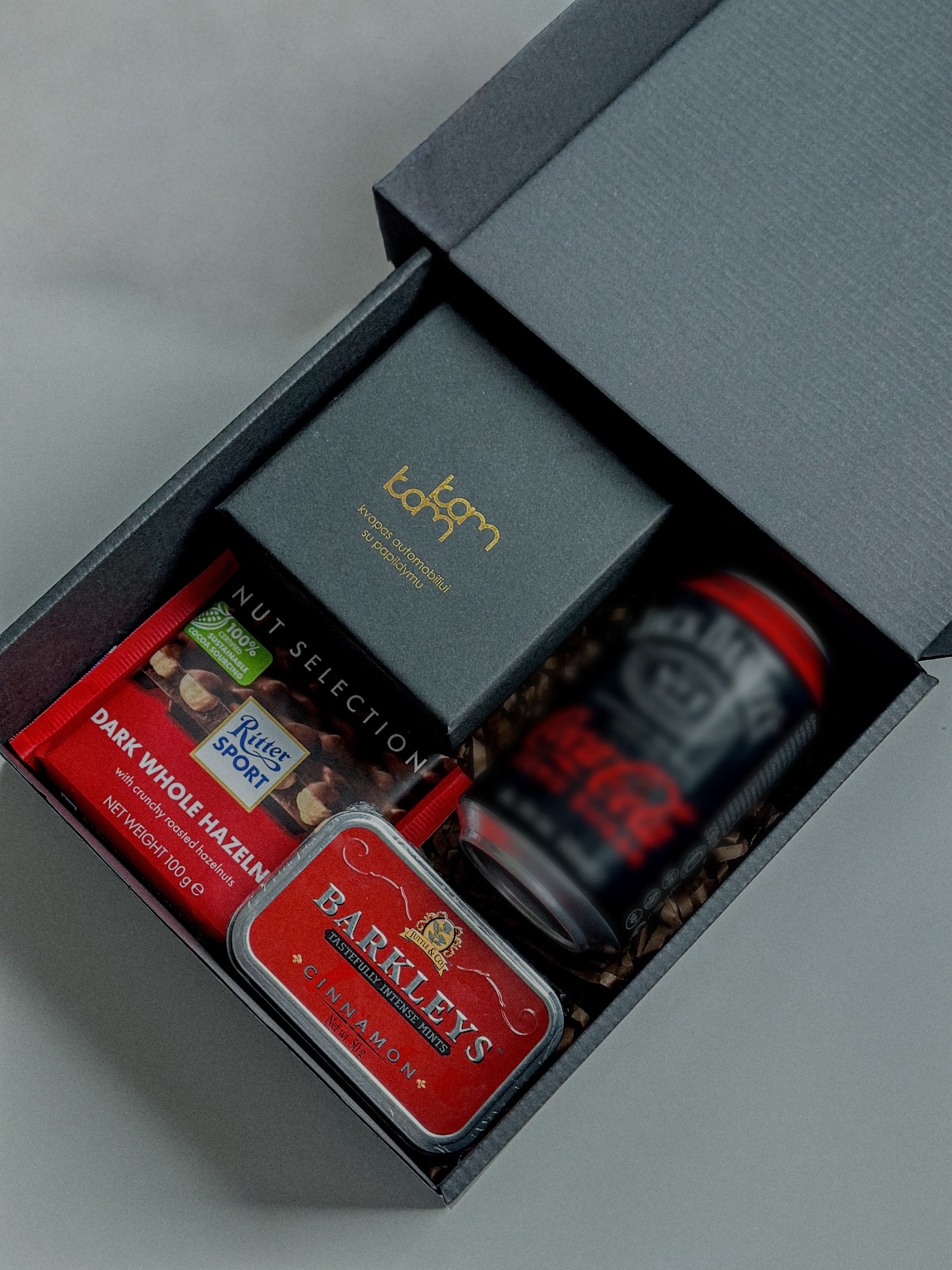 Dovanų rinkinys vyrams "Dovana su charakteriu"