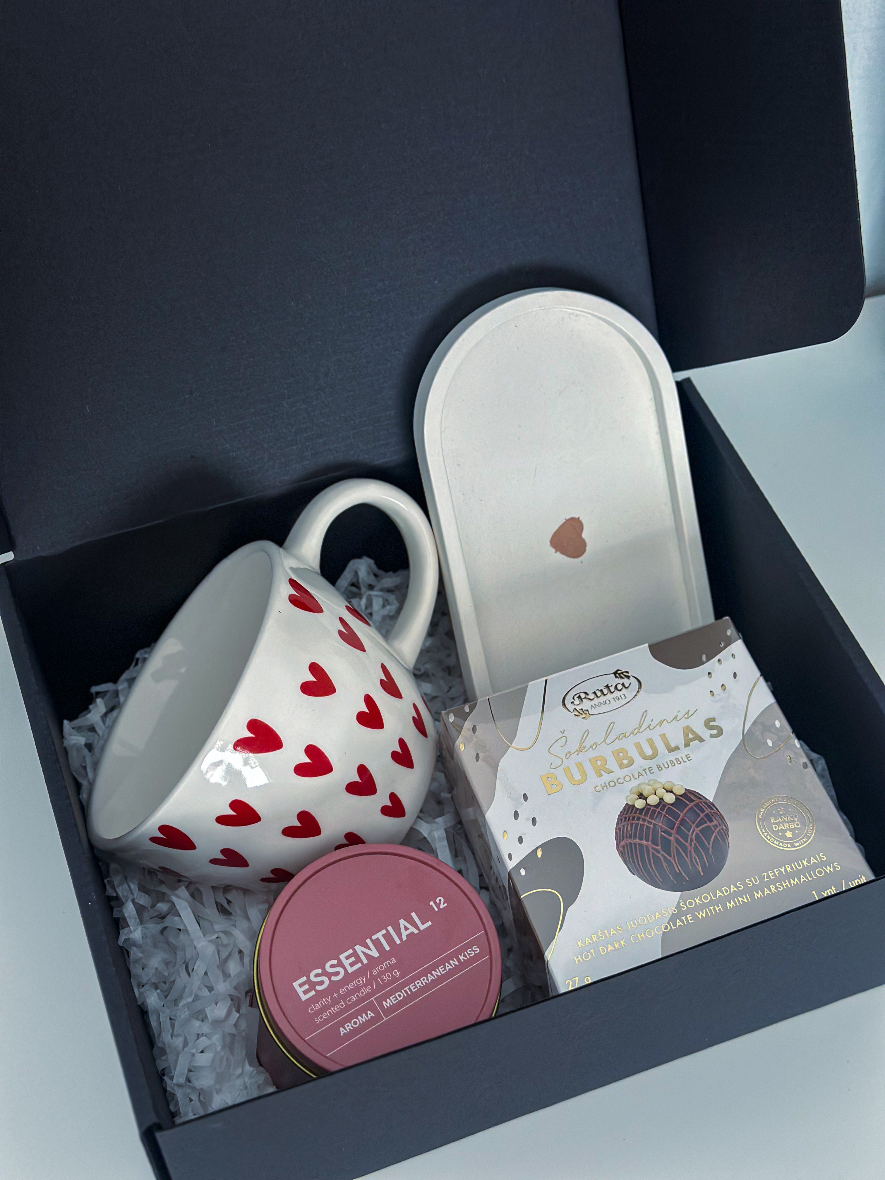 Dovanų rinkinys moterims "Meilės kupina"