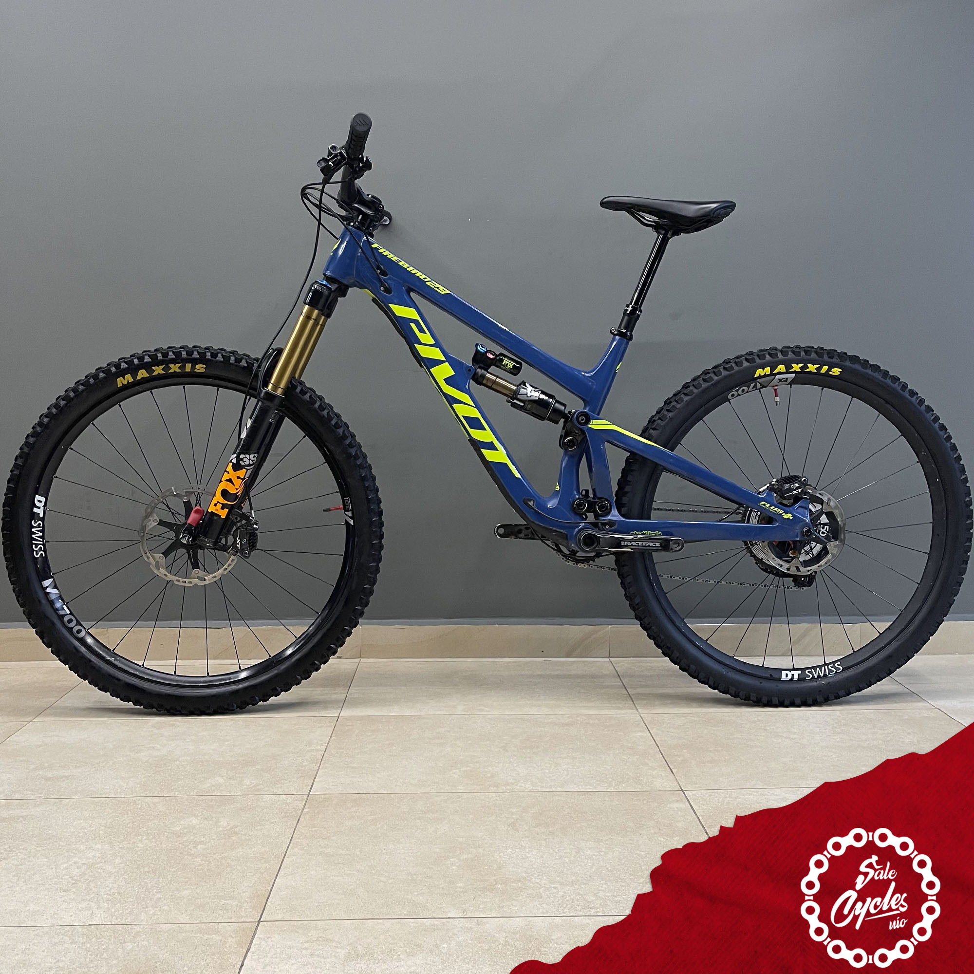 Pivot Firebird 29 Team Medium 2020