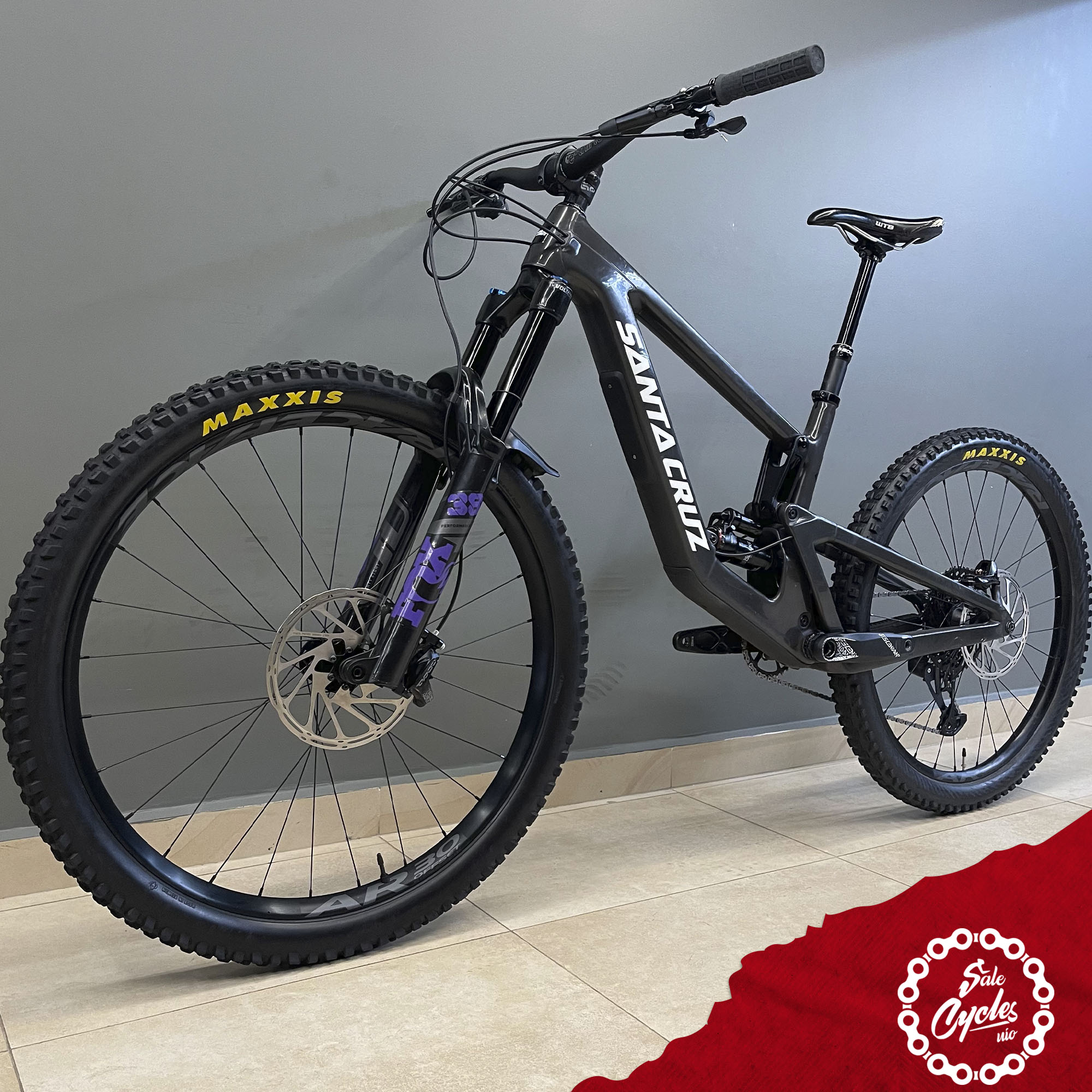 Santa Cruz Nomad C Kit S MX 2023 