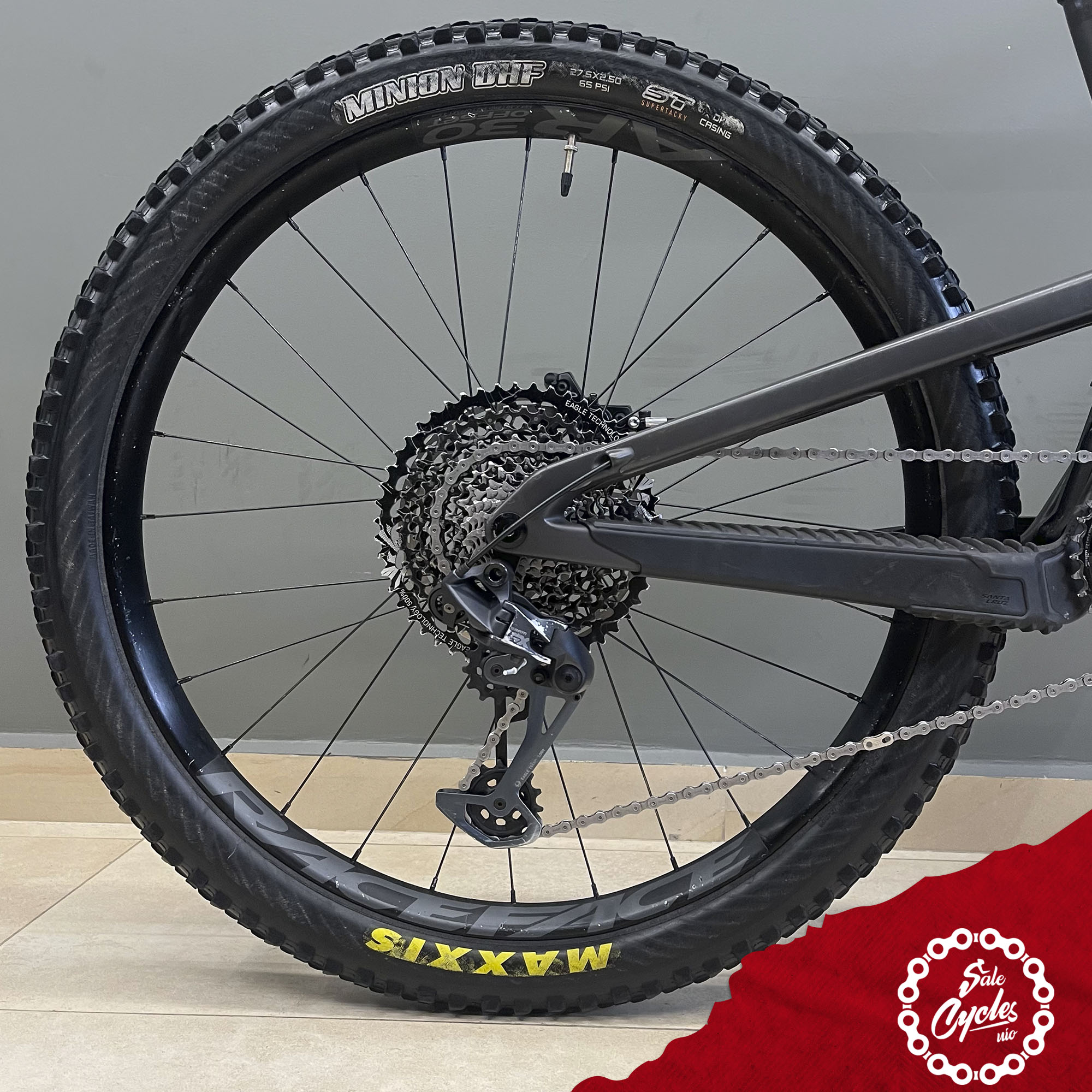 Santa Cruz Nomad C Kit S MX 2023 