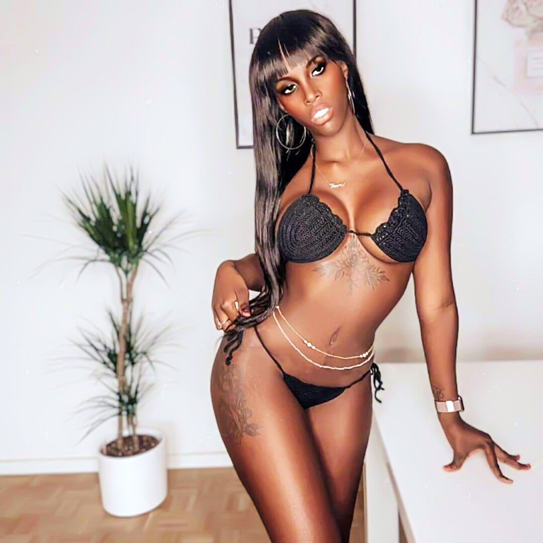 Classic Bikini Set in black