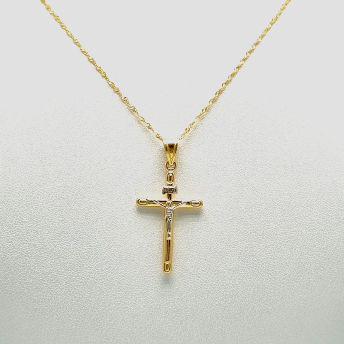 Dije Crucifijo Y Cadena Singapur Oro 10k 50cm