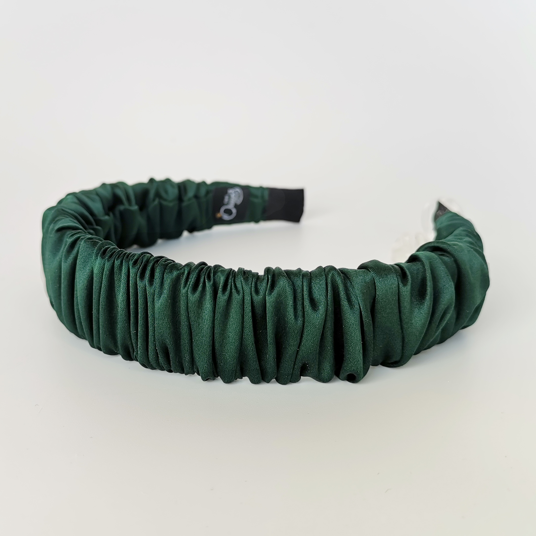 Plaukų lankelis - rauktas, natūralaus šilko. SMARAGDINĖ ŽALIA