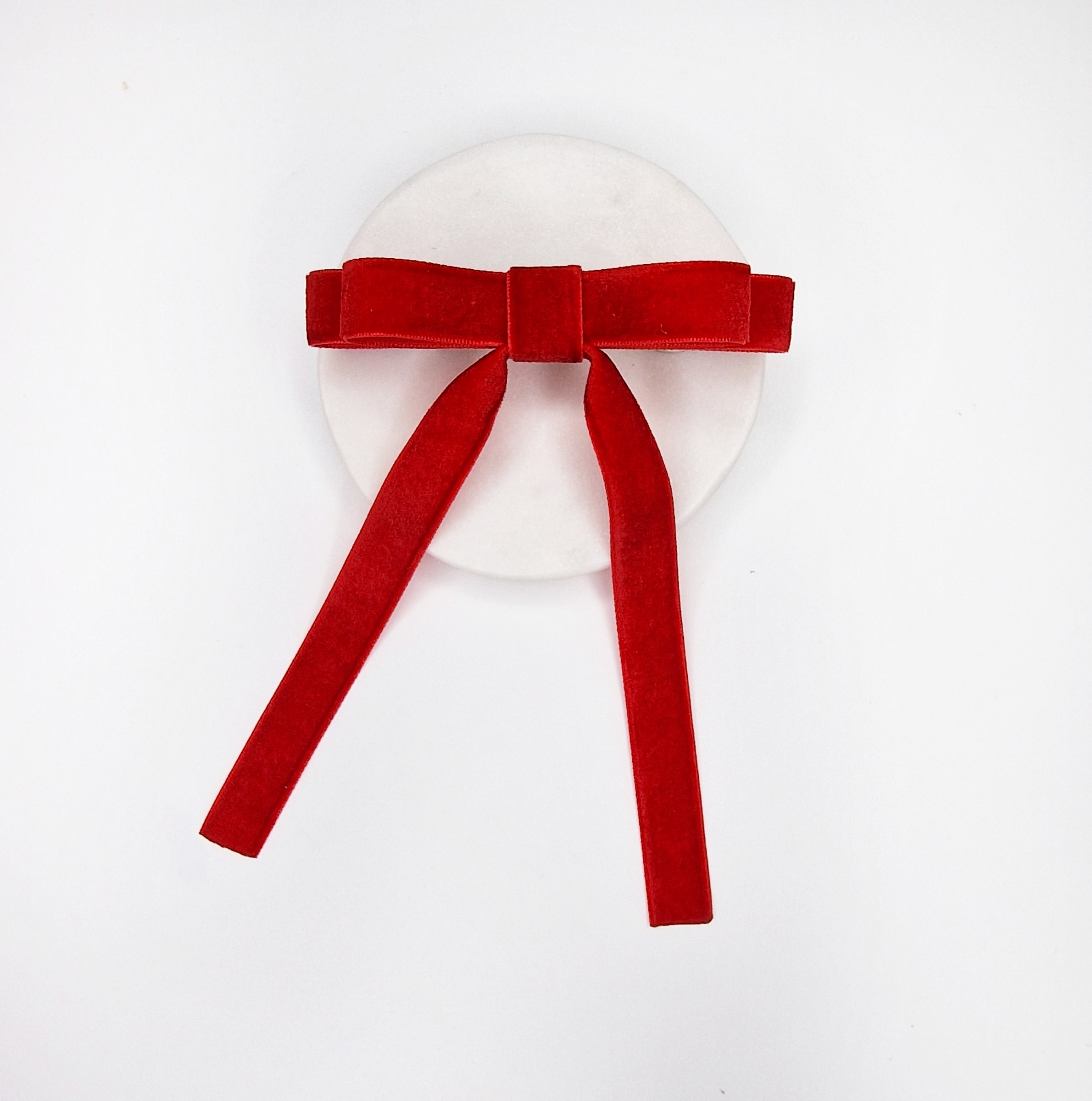 Siauras Aksominis Segtukas, Raudonas