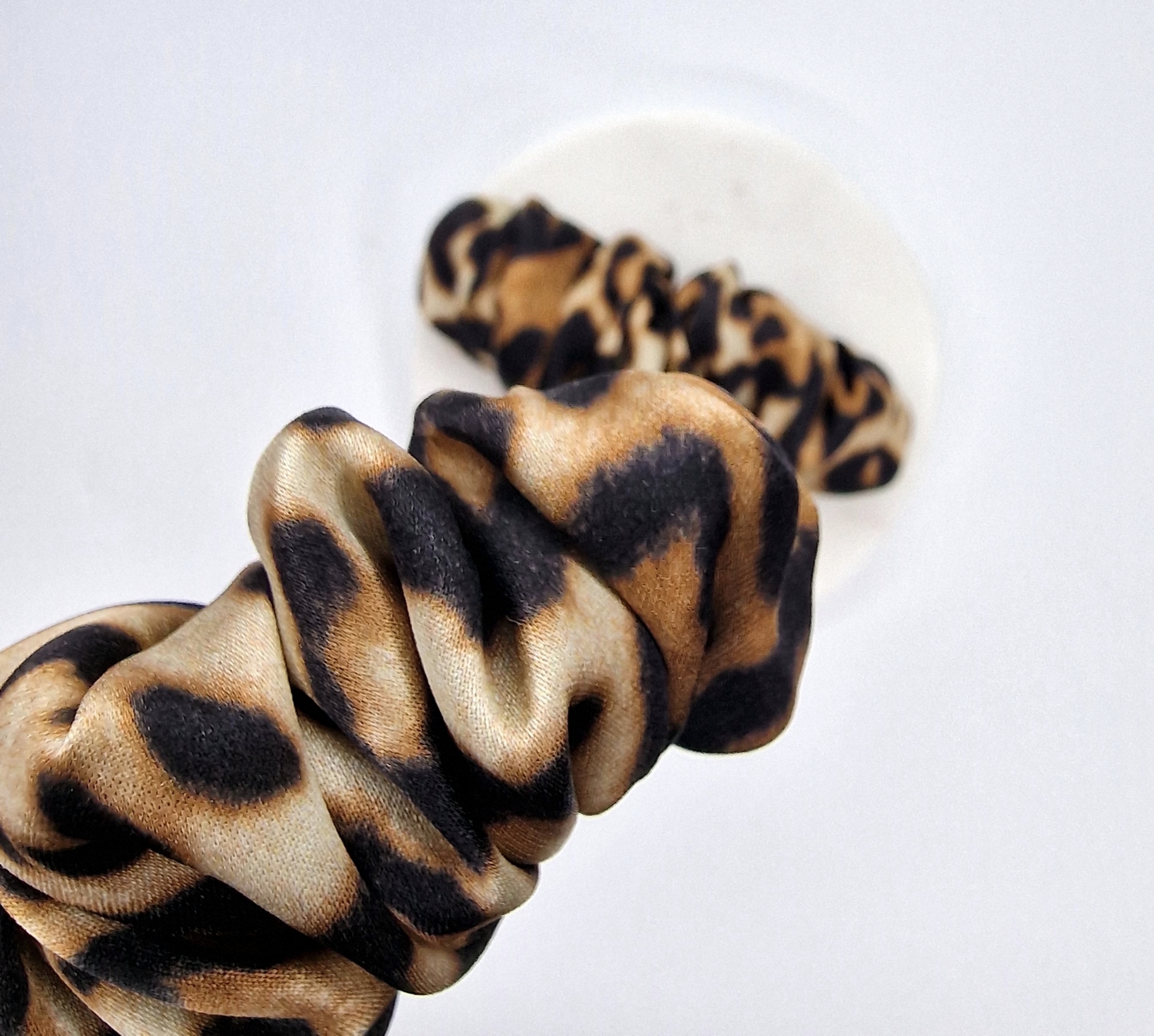 Leopardo Rašto Šilkinis Segtukas