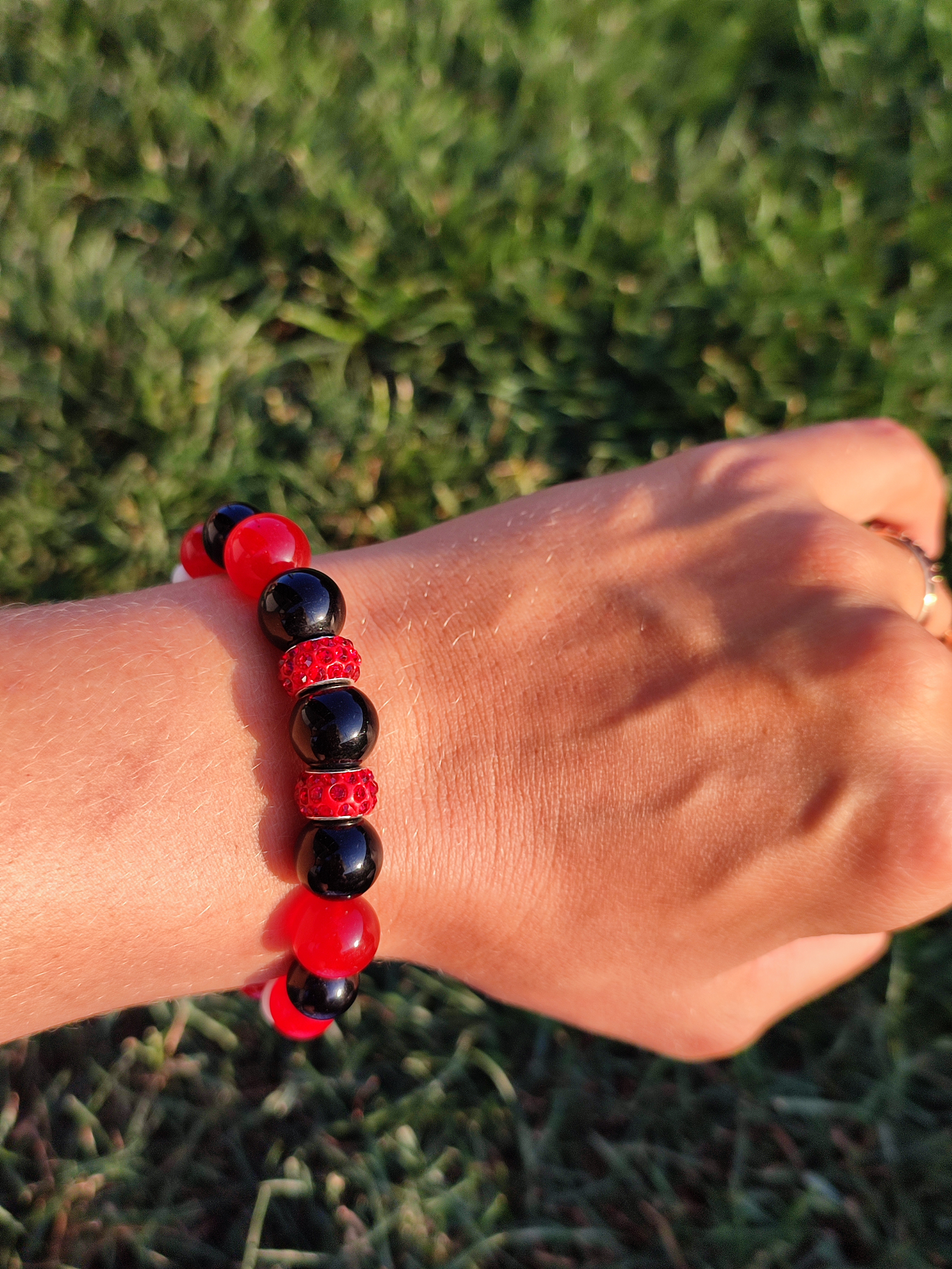 Rankų darbo apyrankė "Sėkmės trauka"