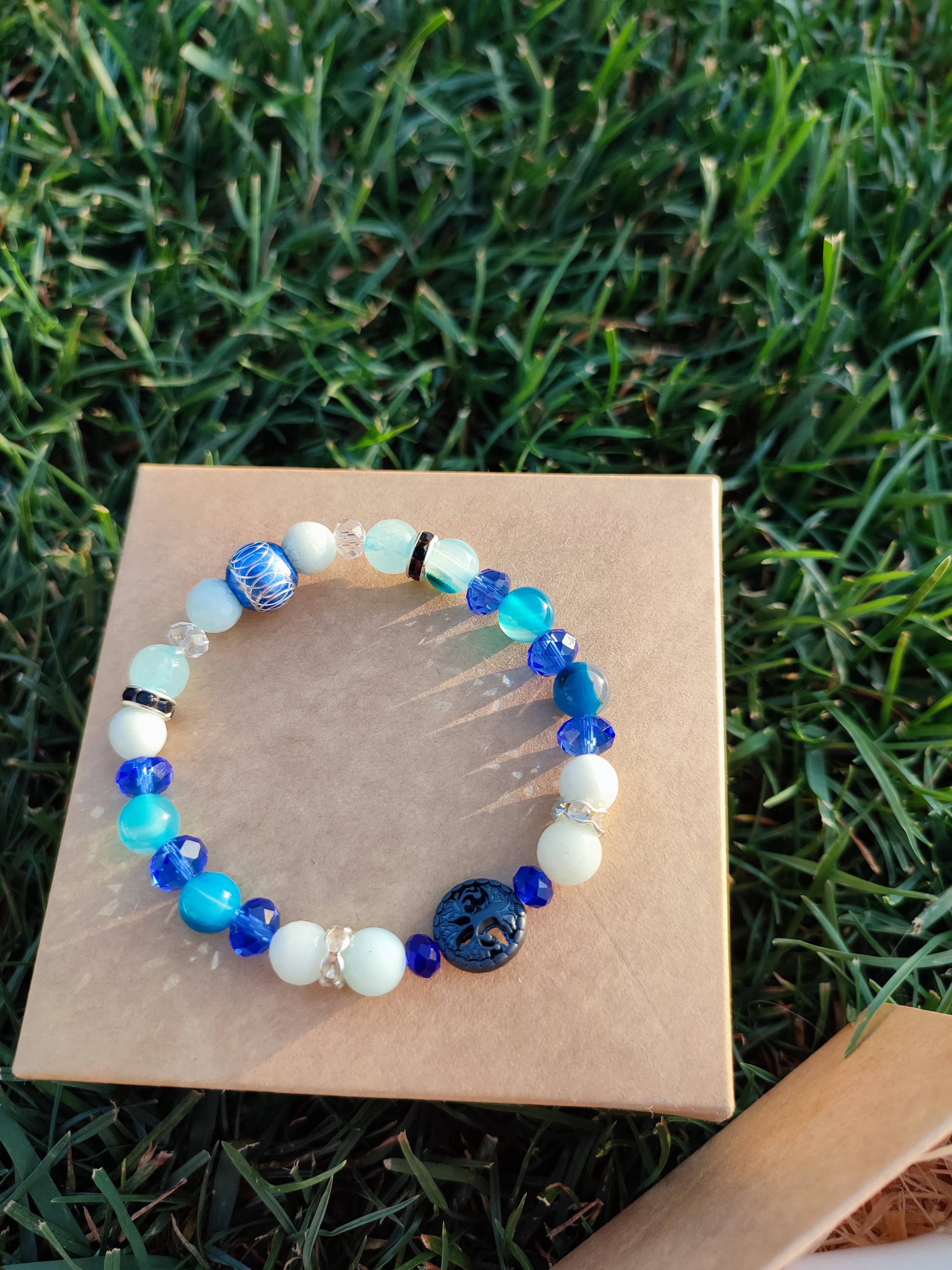 Rankų darbo apyrankė "Gyvybinė energija" + AFIRMACIJA