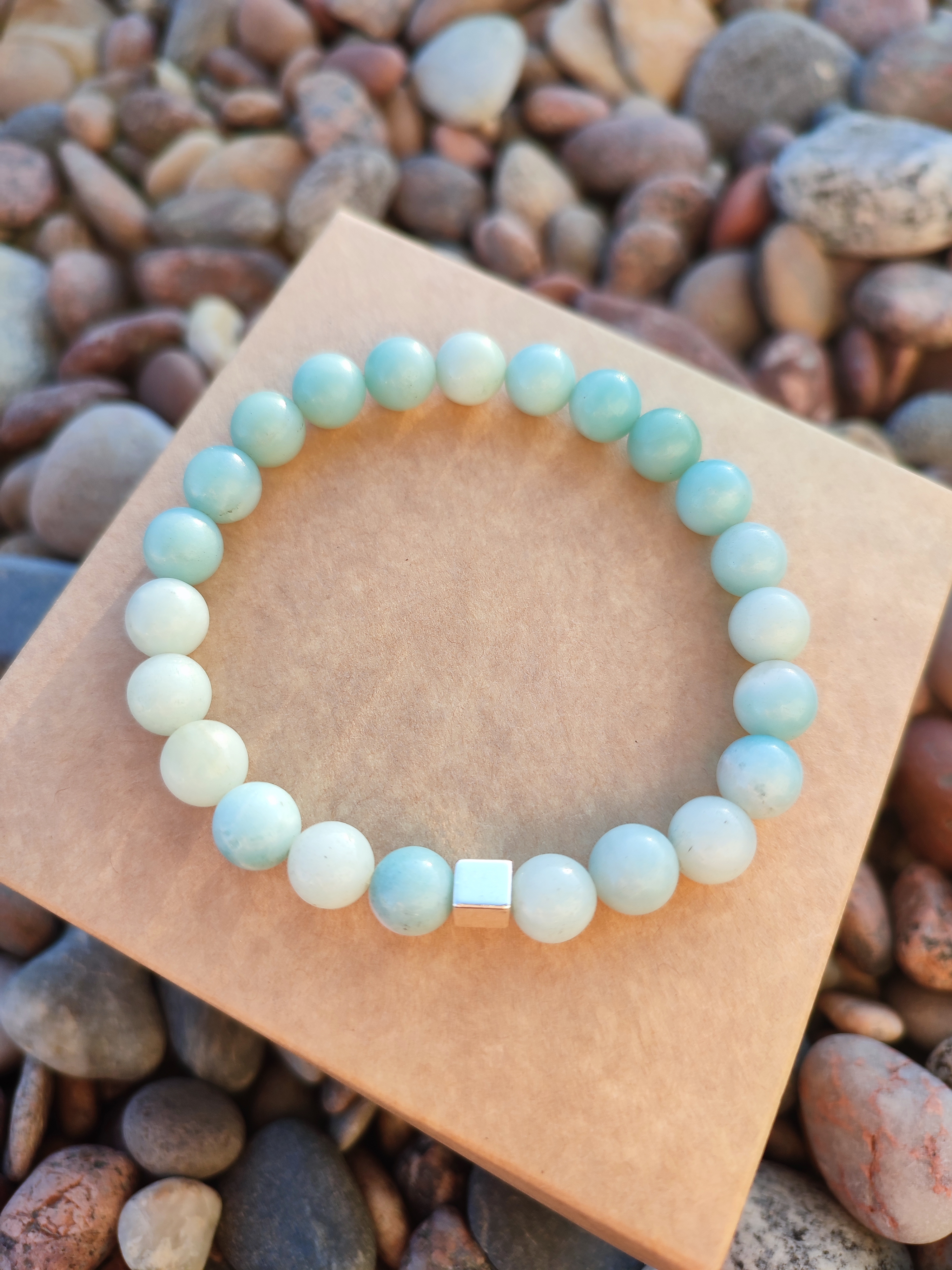 Rankų darbo apyrankė "Saviraiškos laisvė" + AFIRMACIJA