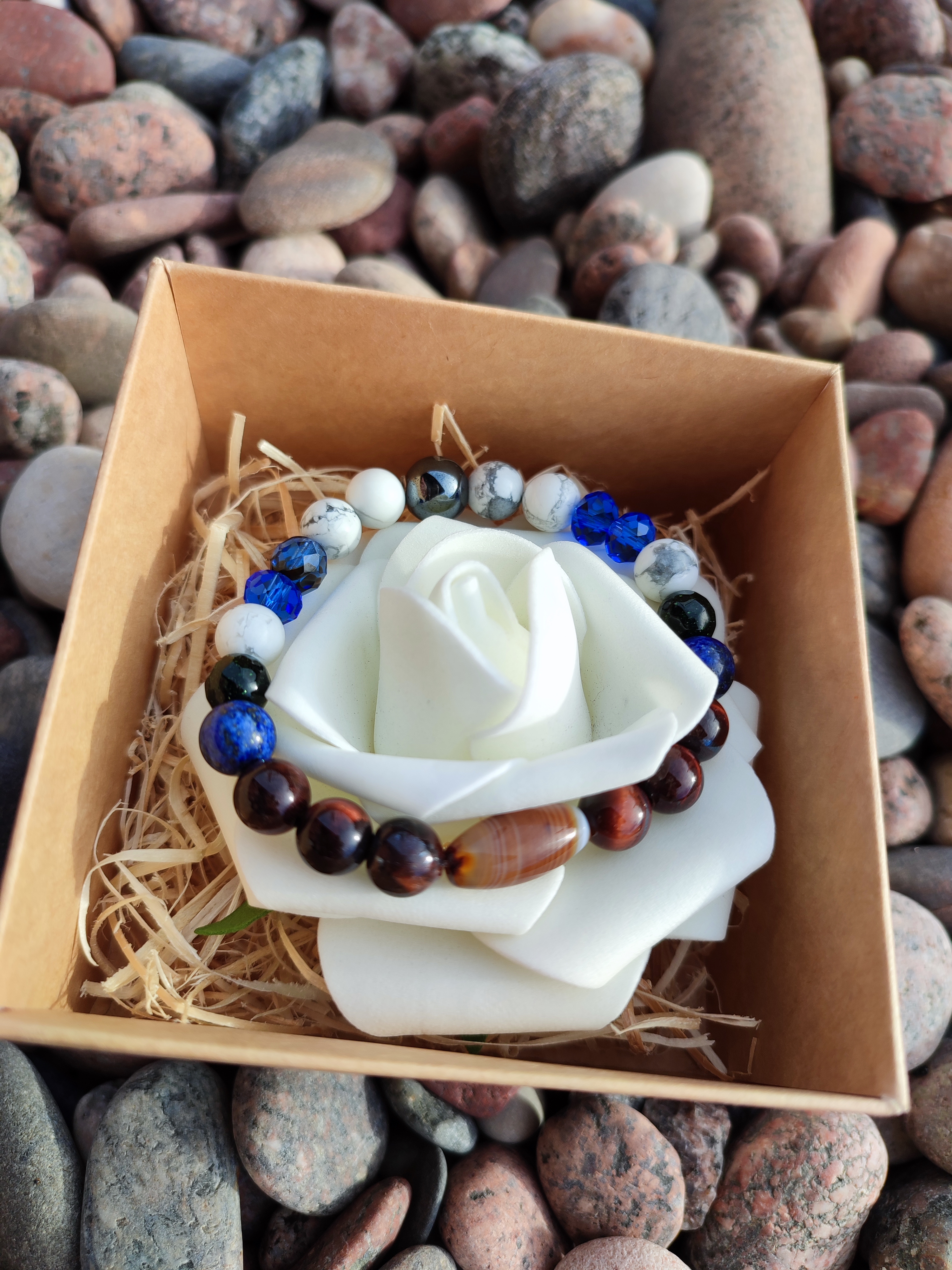 Rankų darbo apyrankė "Koncentruotas aiškumas" + AFIRMACIJA