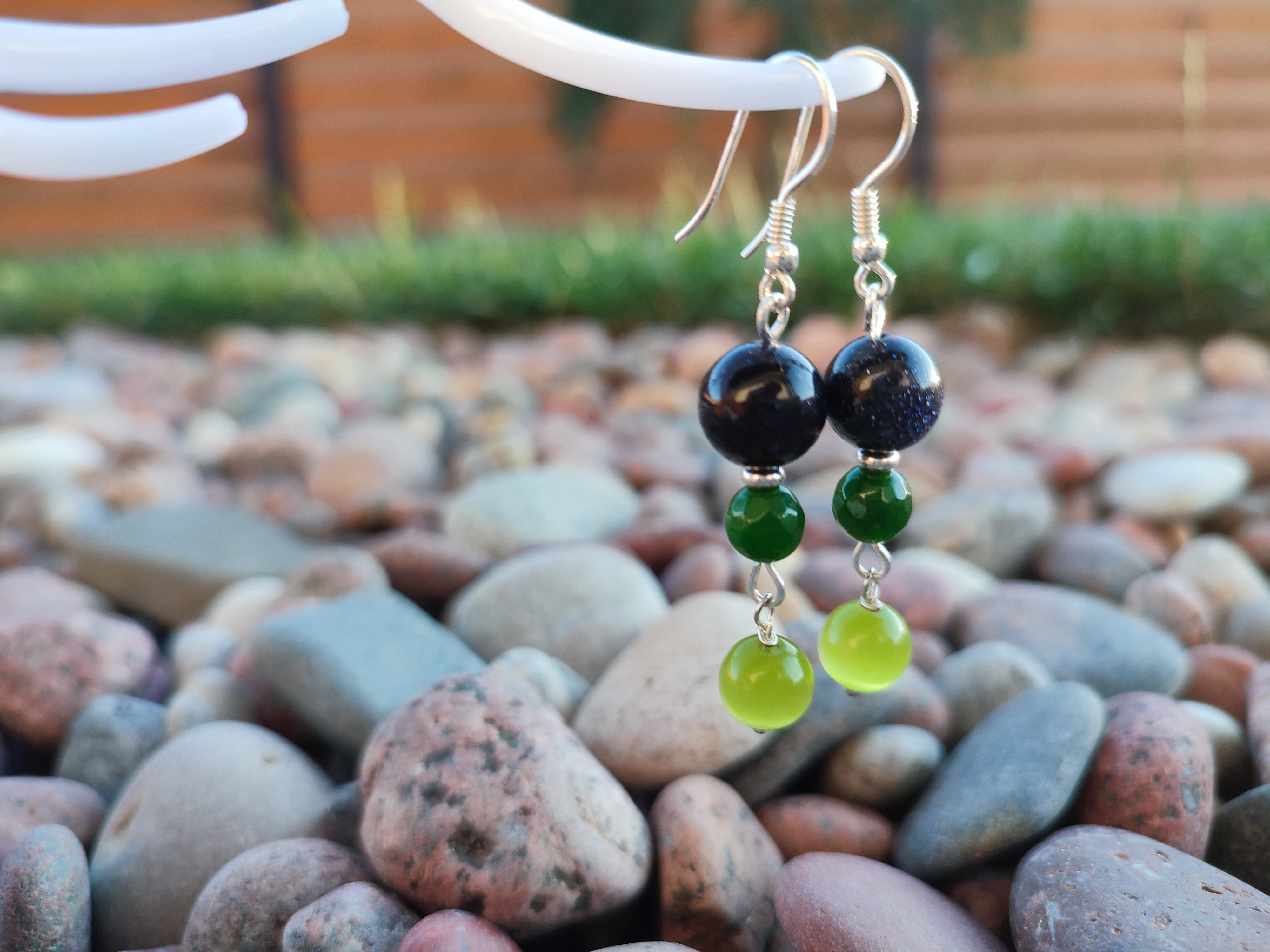 Rankų darbo auskarai "Džiaugsmo magija" + AFIRMACIJA