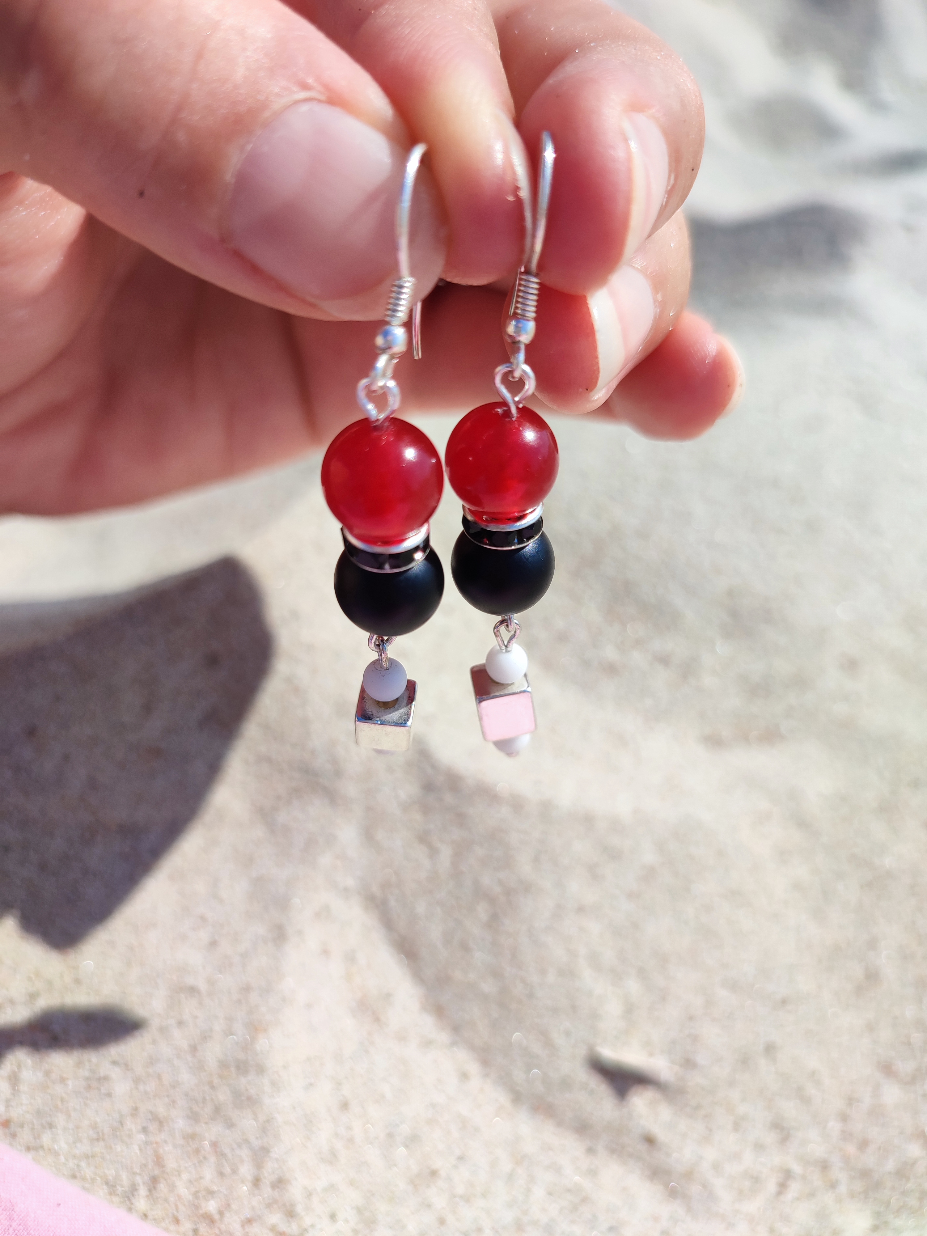 Rankų darbo auskarai "Beribis pasitikėjimas" + AFIRMACIJA