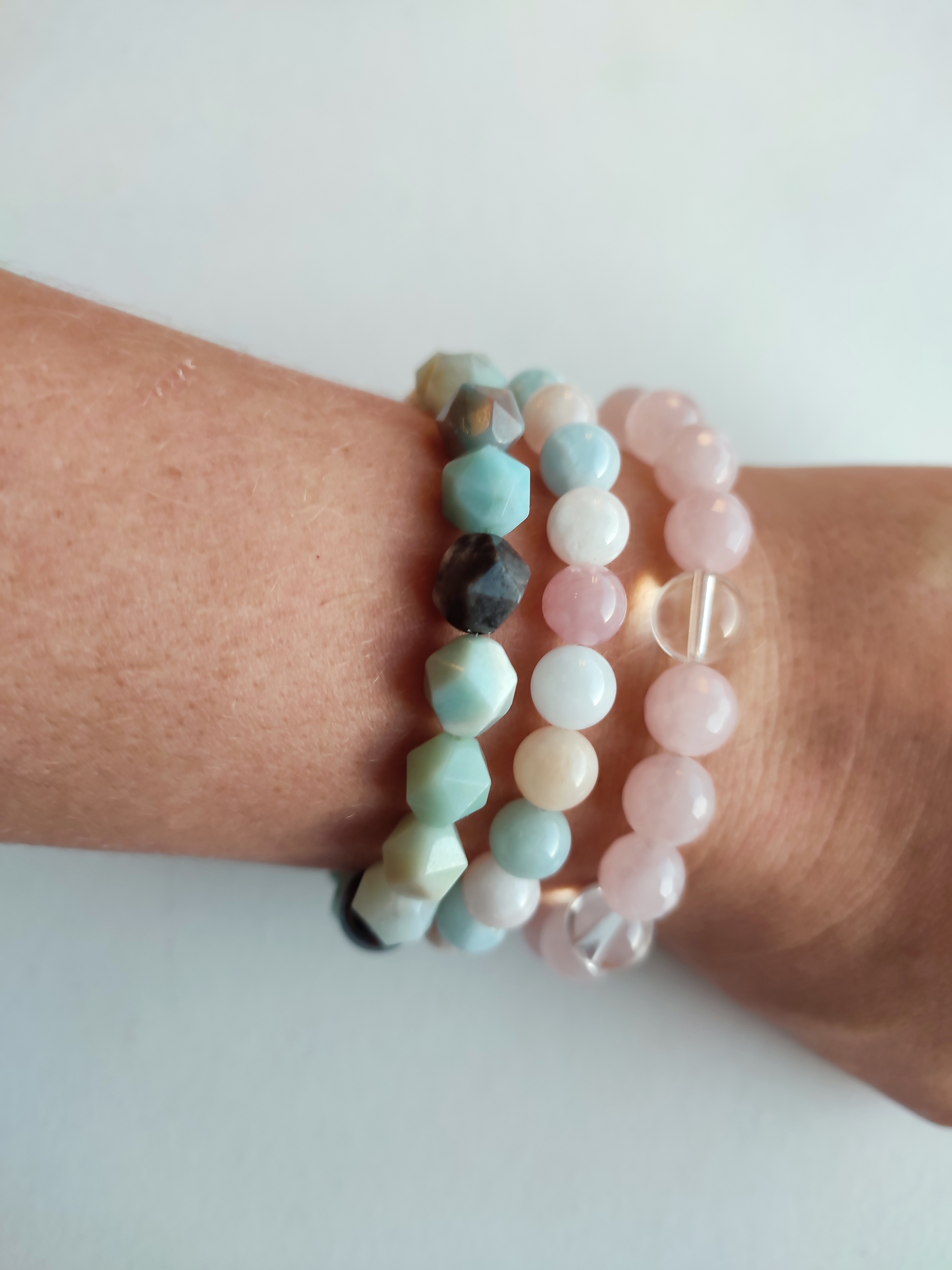 Rankų darbo apyrankė "Meilės Deivė"