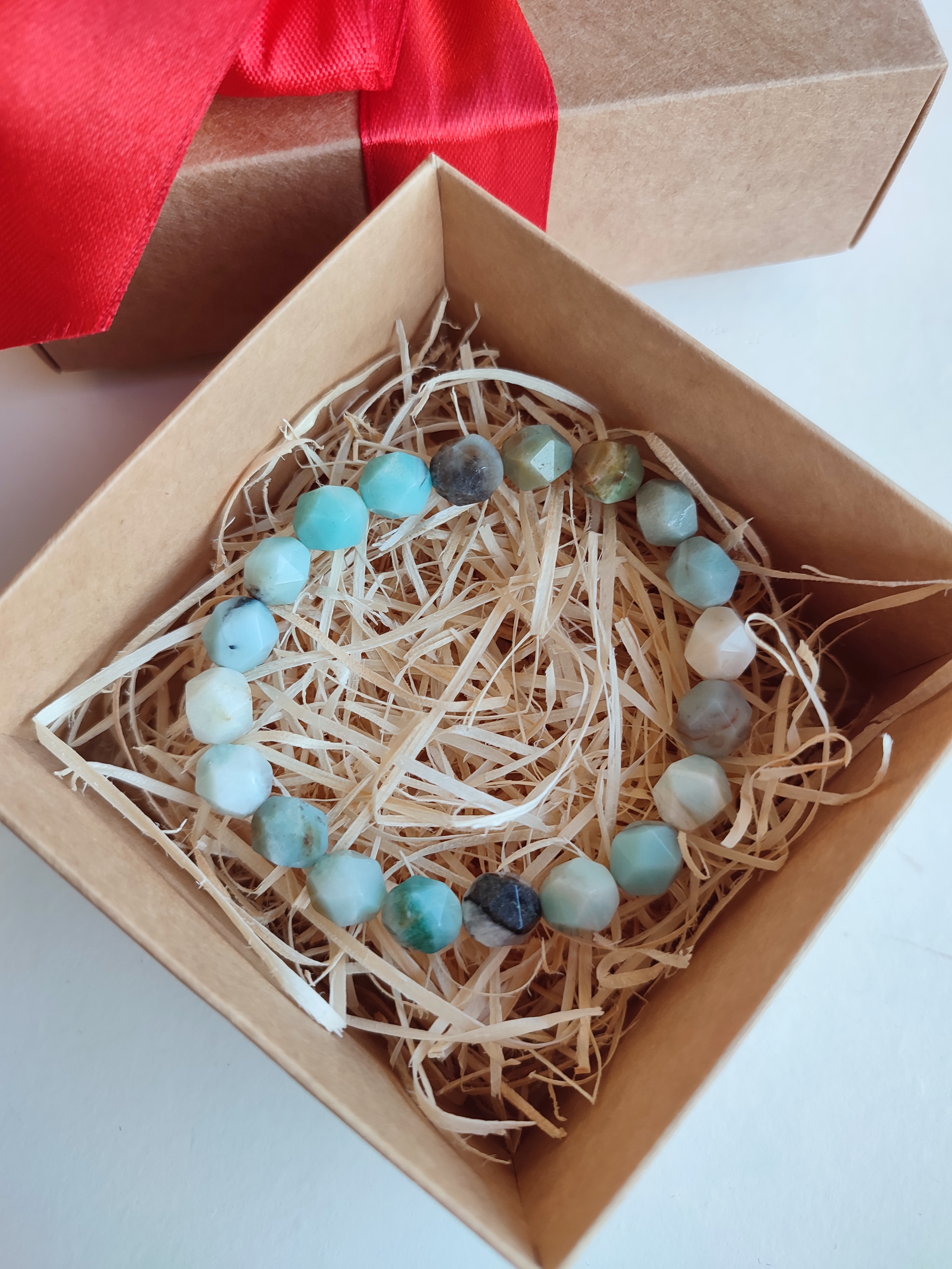 Rankų darbo apyrankė "Saviraiškos laisvė 2" + AFIRMACIJA