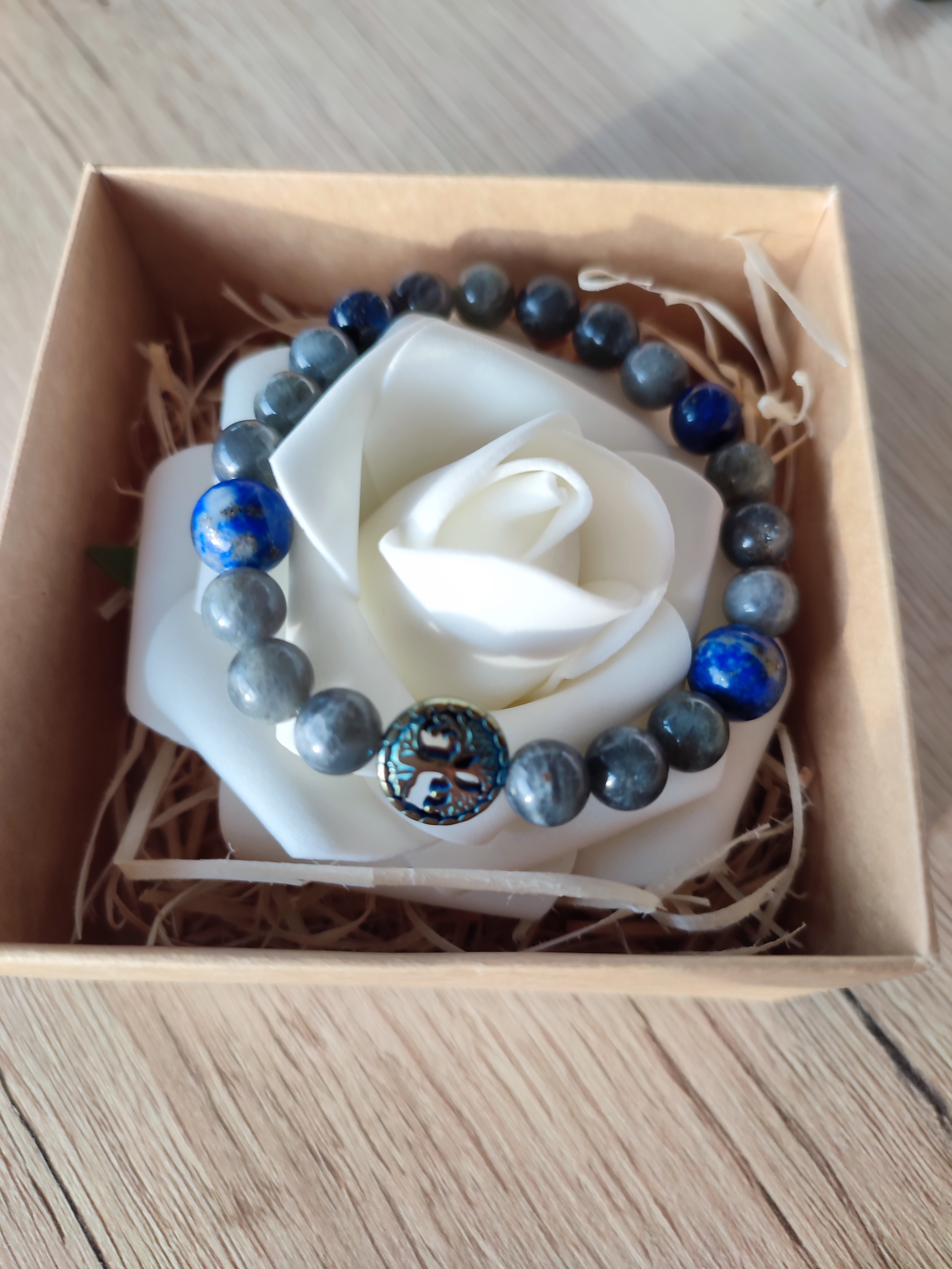 Rankų darbo apyrankė ir auskarai "Beribė apsauga" + AFIRMACIJA