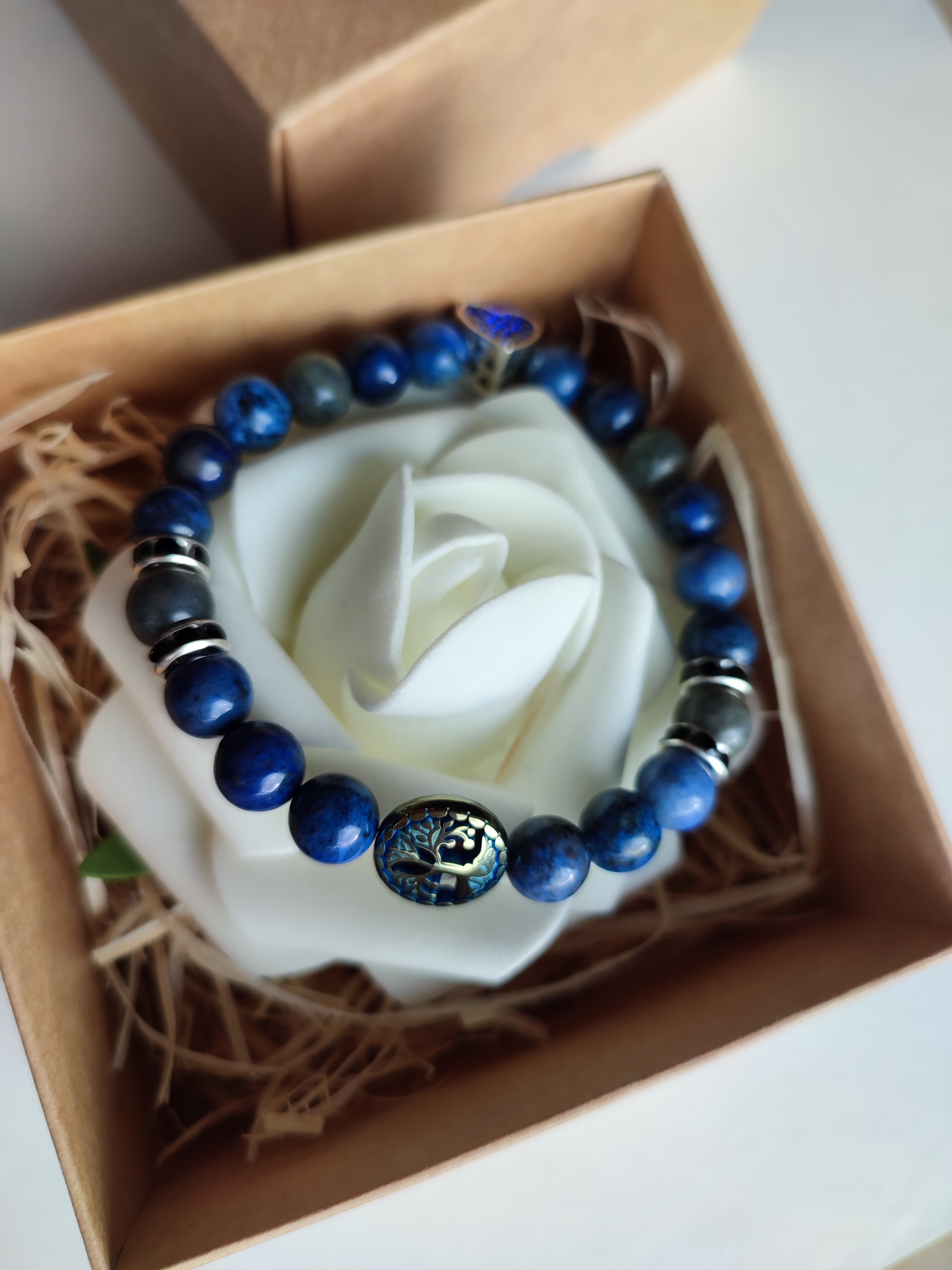 Rankų darbo apyrankė "Šviesos kibirkštis" + AFIRMACIJA