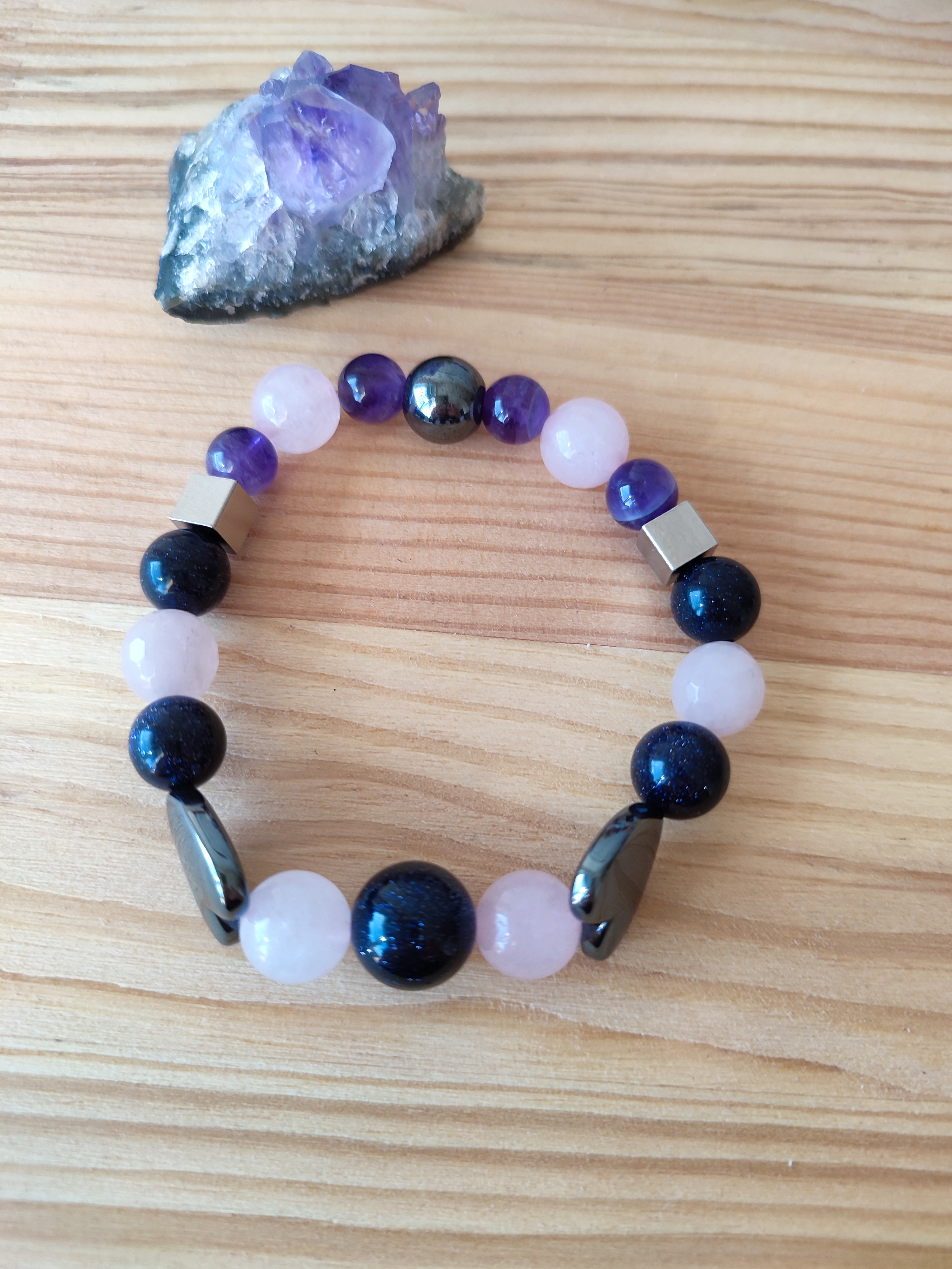 Rankų darbo apyrankė "Meilės Deivė" + AFIRMACIJA