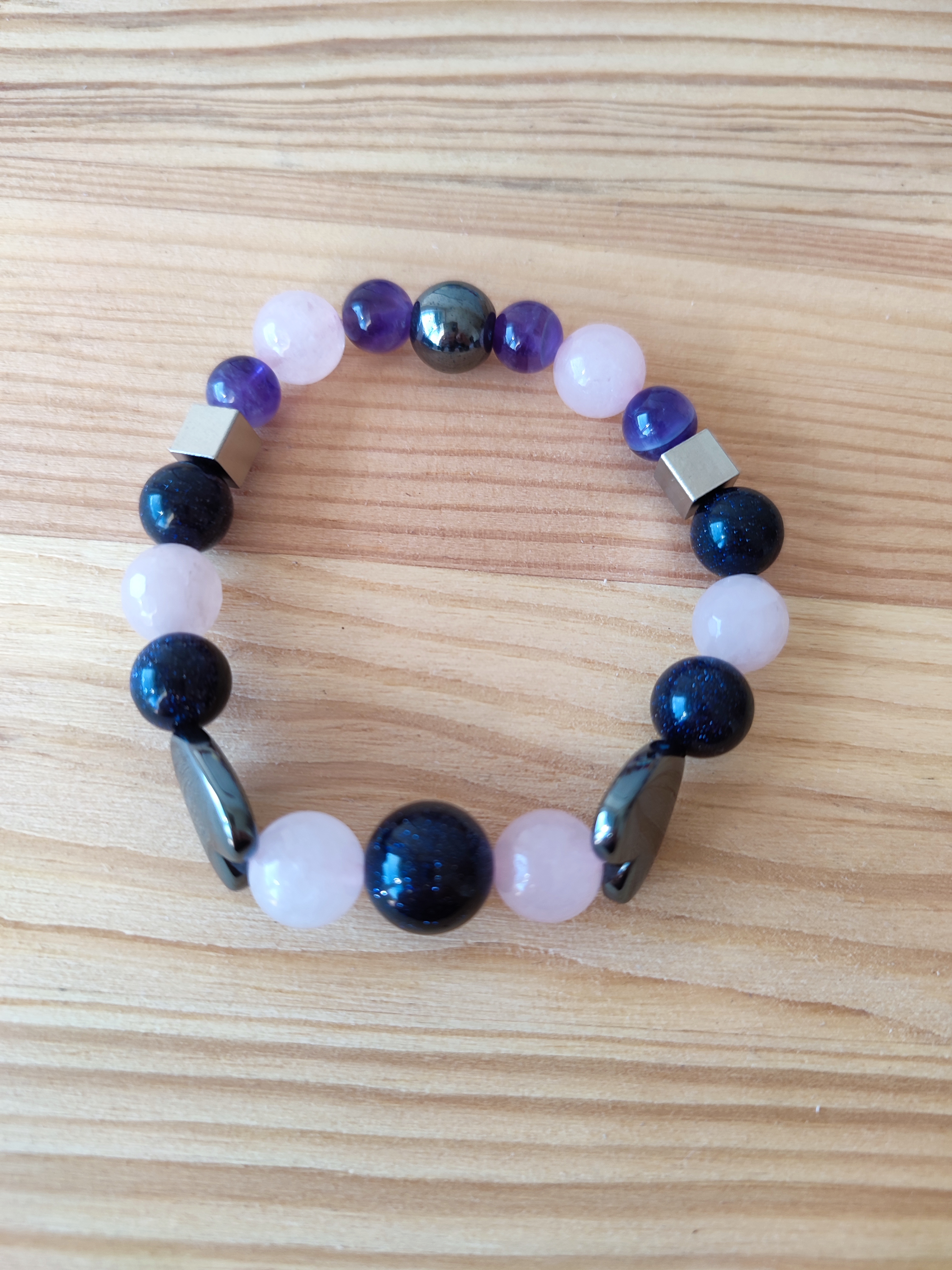 Rankų darbo apyrankė "Meilės Deivė" + AFIRMACIJA