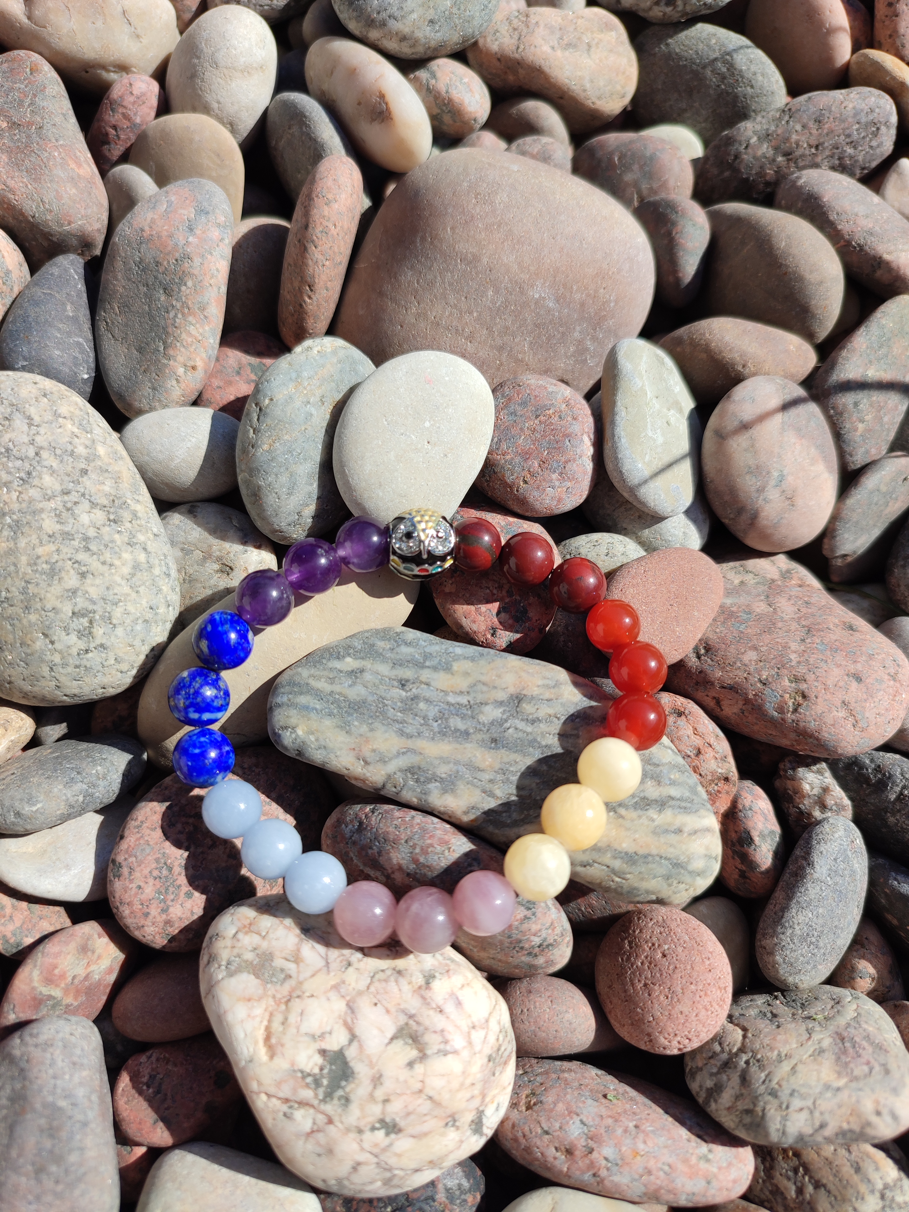 Rankų darbo apyrankė "7 čakros su pelėda" + AFIRMACIJA