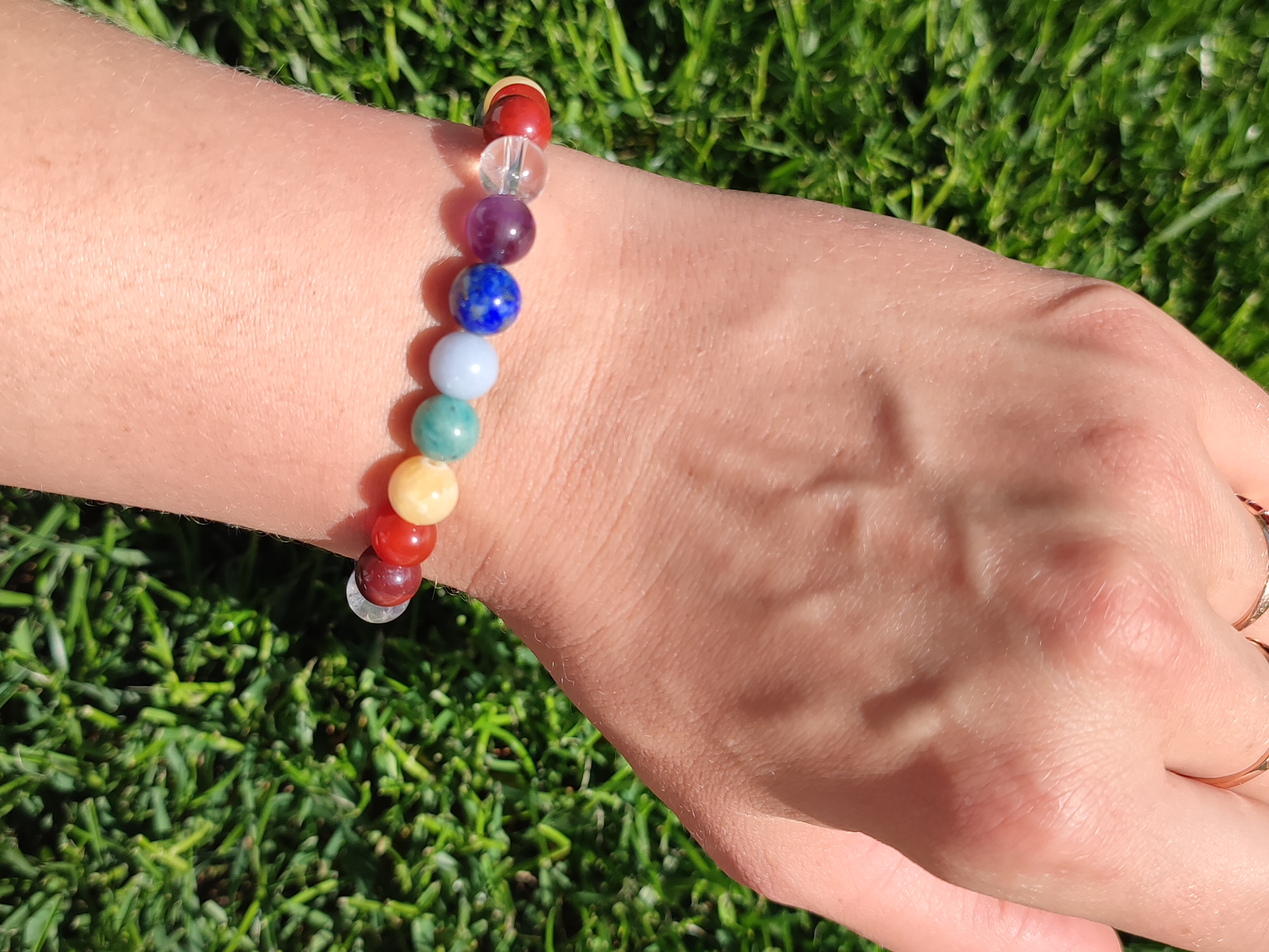 Rankų darbo apyrankė "7 čakros" + AFIRMACIJA