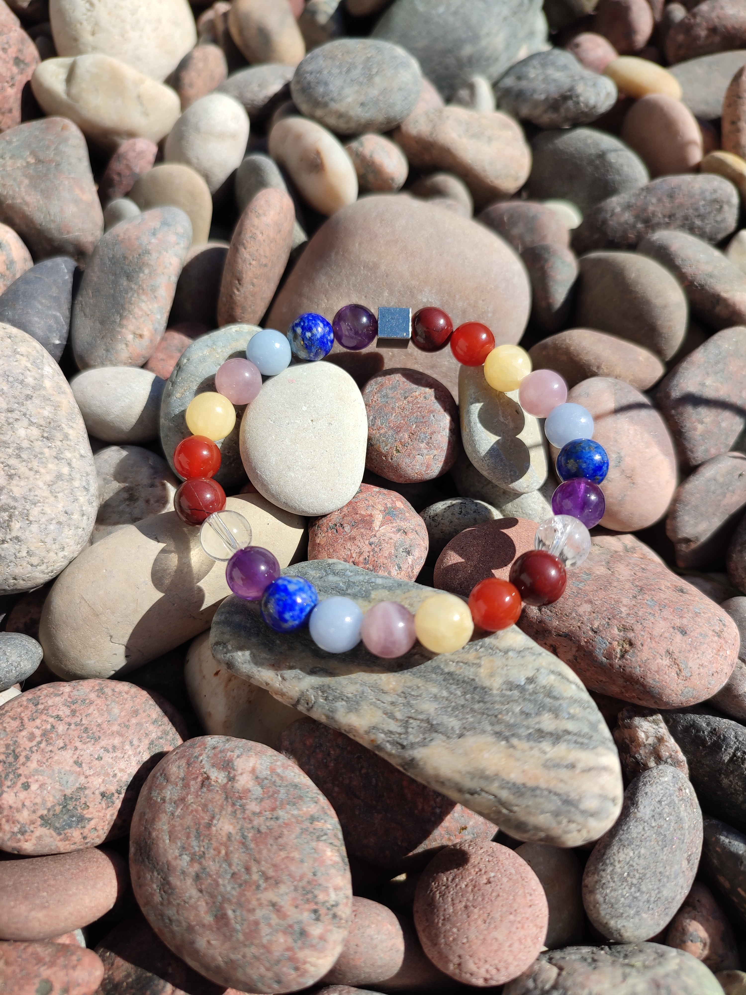 Rankų darbo apyrankė "7 čakros" + AFIRMACIJA