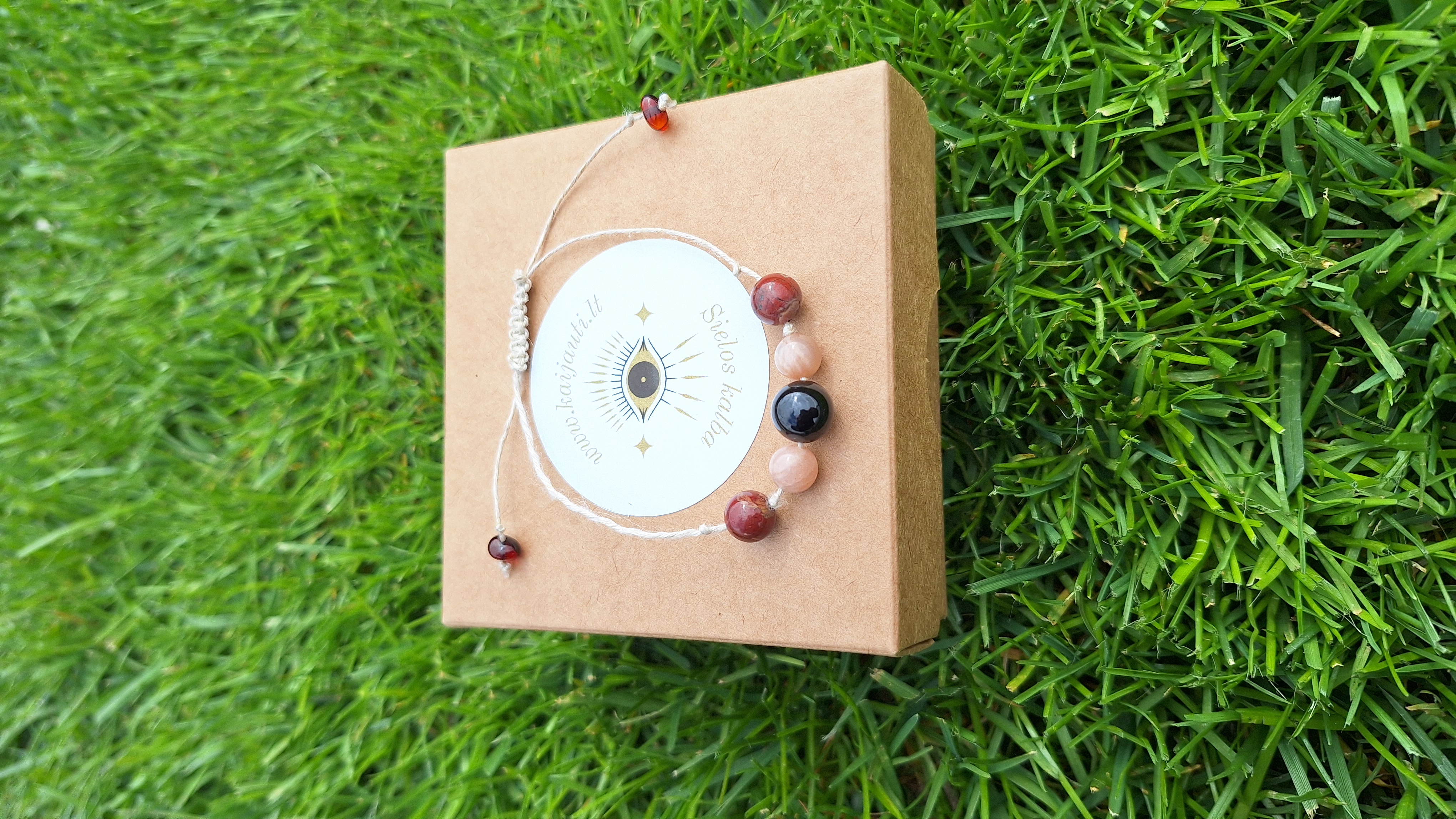 Apyrankė ant siūlo "Įsižeminimas"