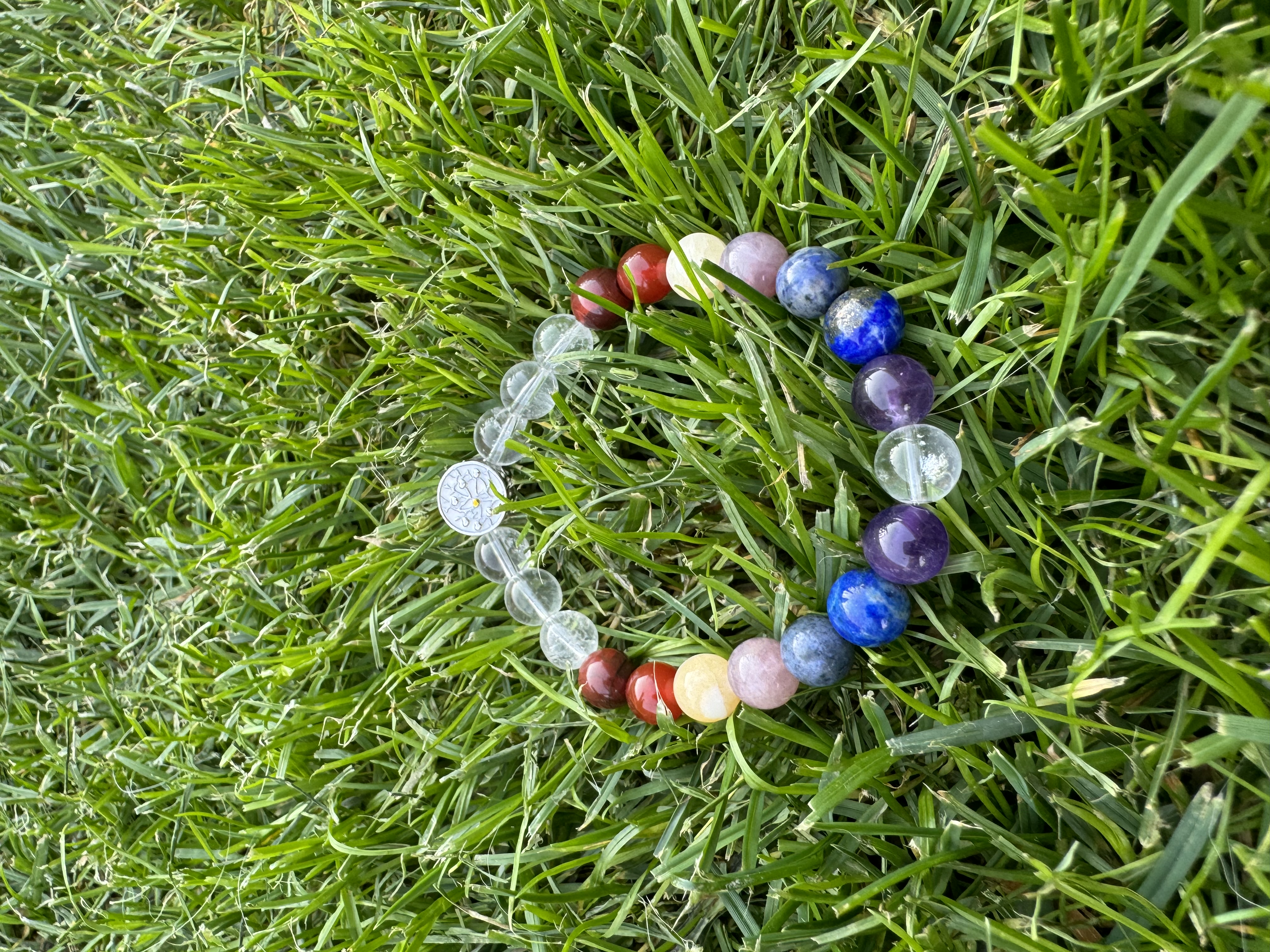 Rankų darbo apyrankė "7 čakros su gyvybės medžiu" + AFIRMACIJA