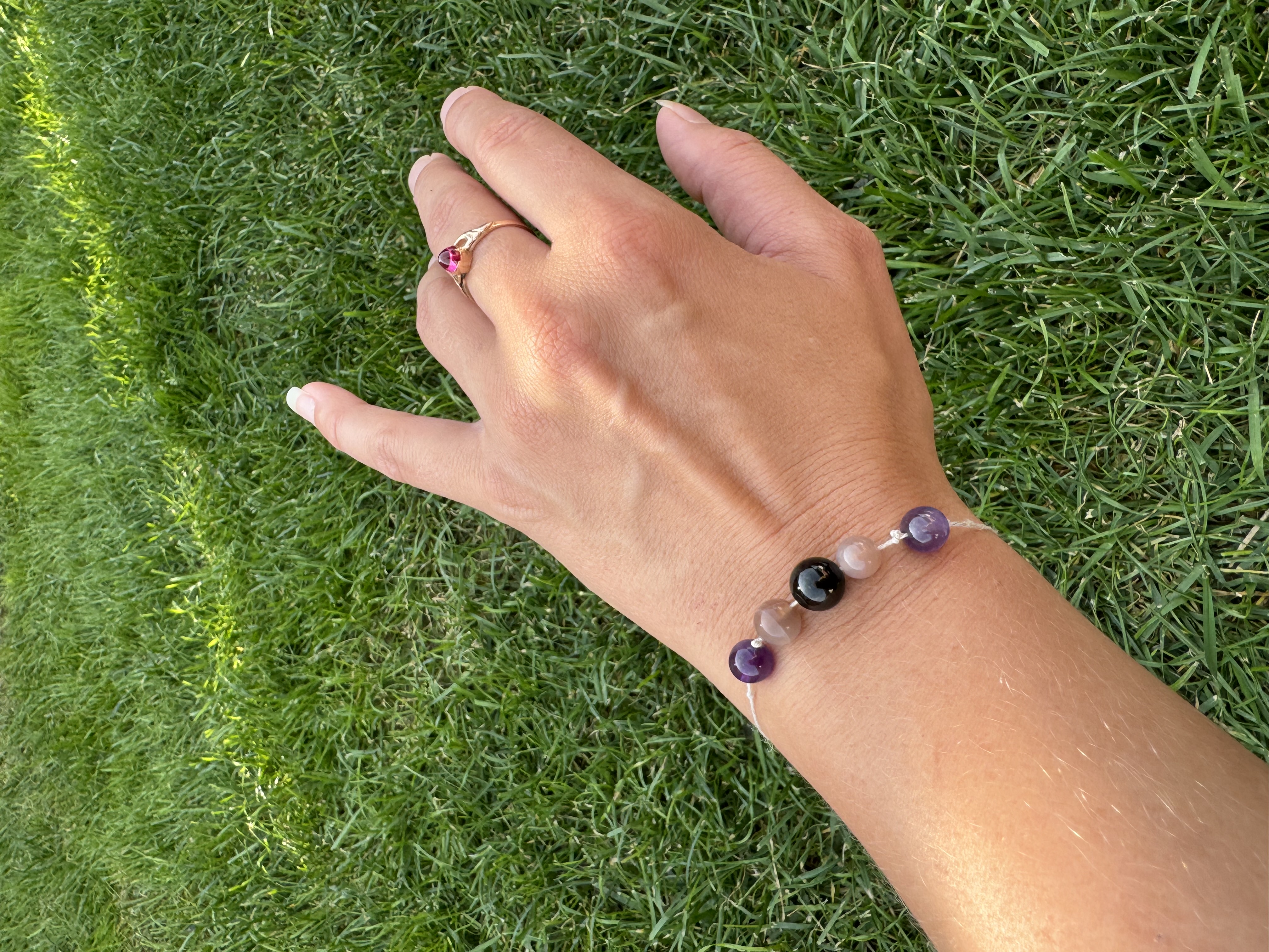 Apyrankė ant siūlo "Širdies skydas"