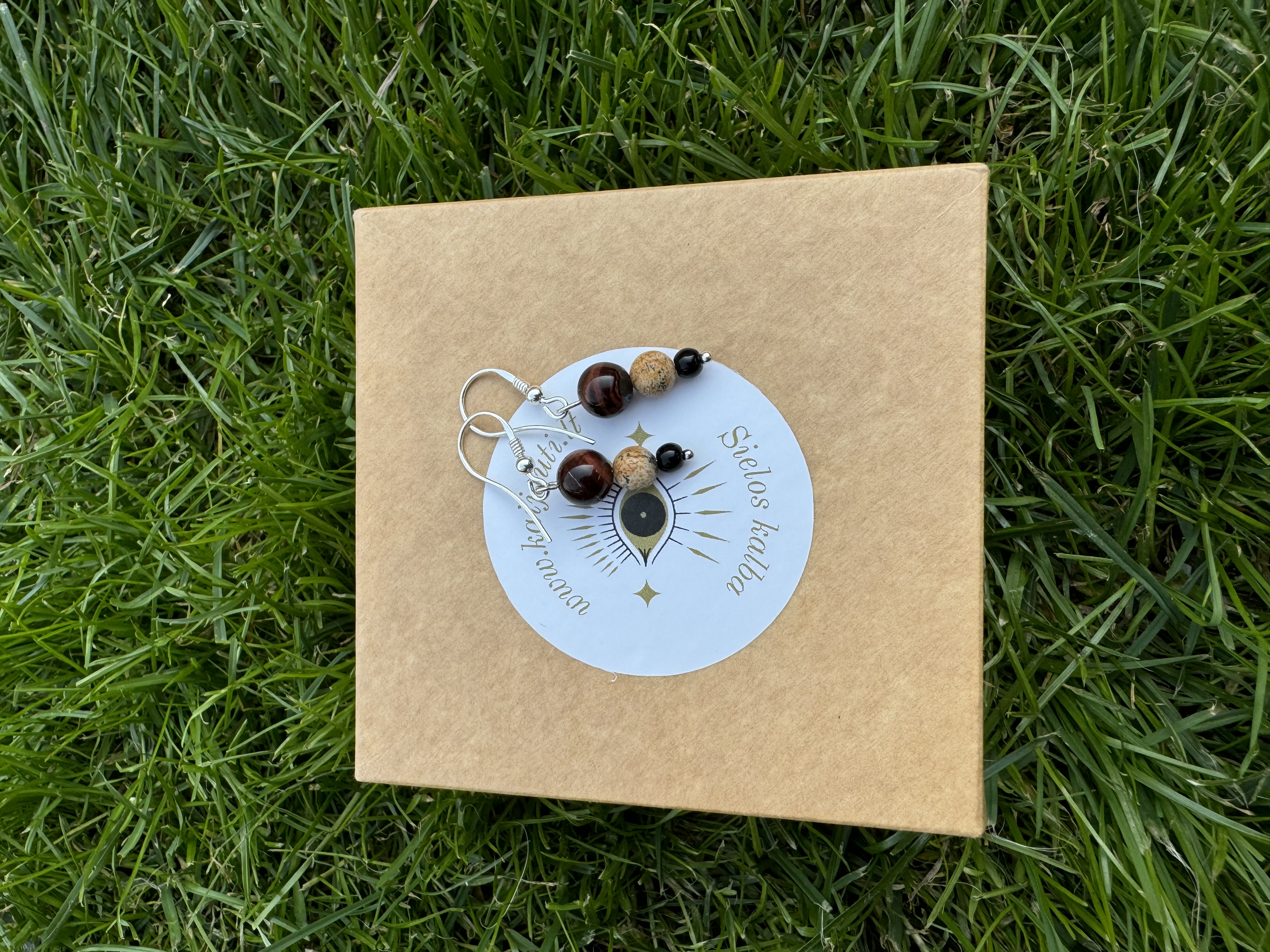 Rankų darbo auskarai "Žemės dukra" + AFIRMACIJA