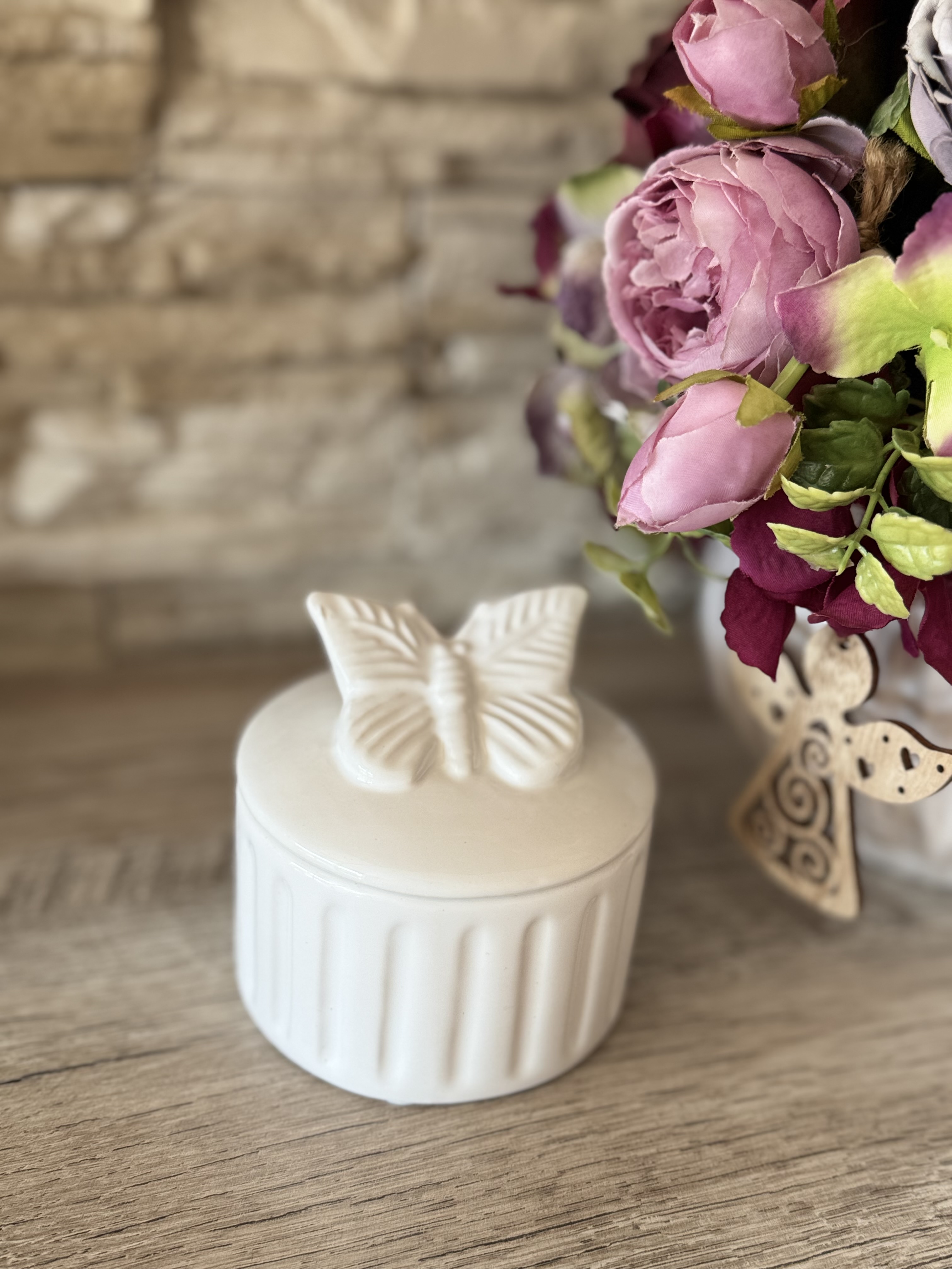 Natūrali sojų vaško žvakė "Drugelis"