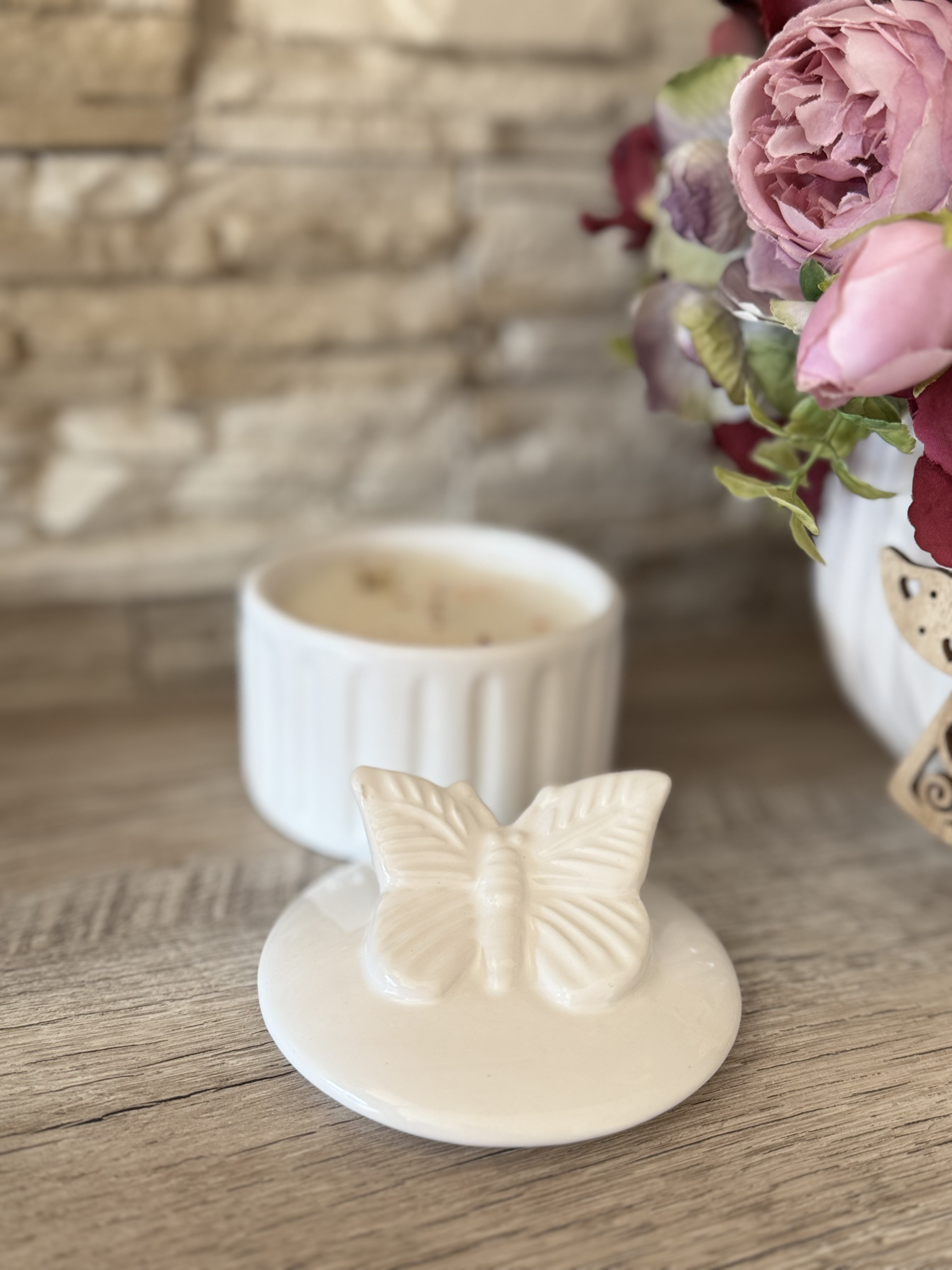 Natūrali sojų vaško žvakė "Drugelis"