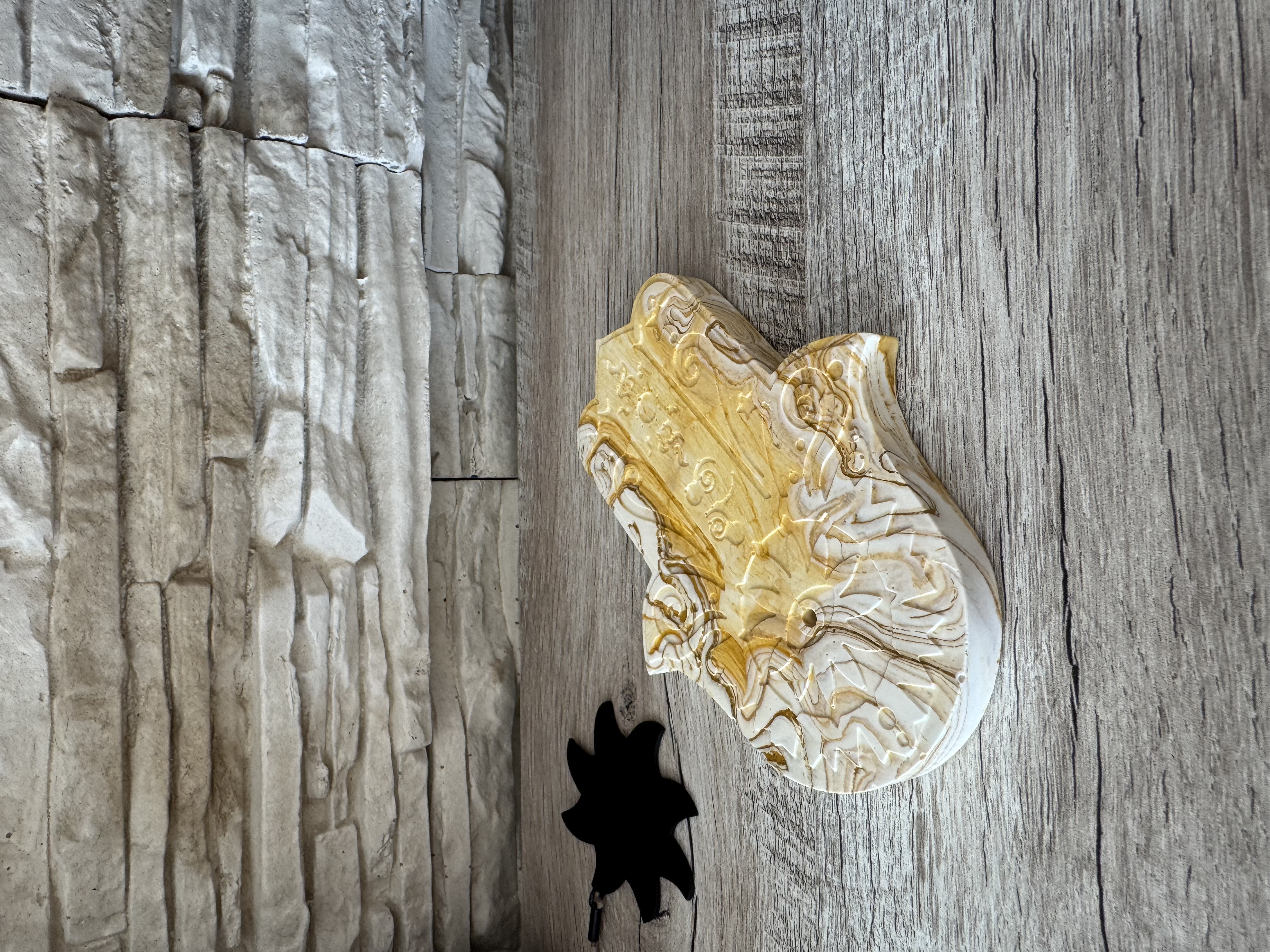 Smilkalinė - padėkliukas “Hamsa ranka” Nr. 3