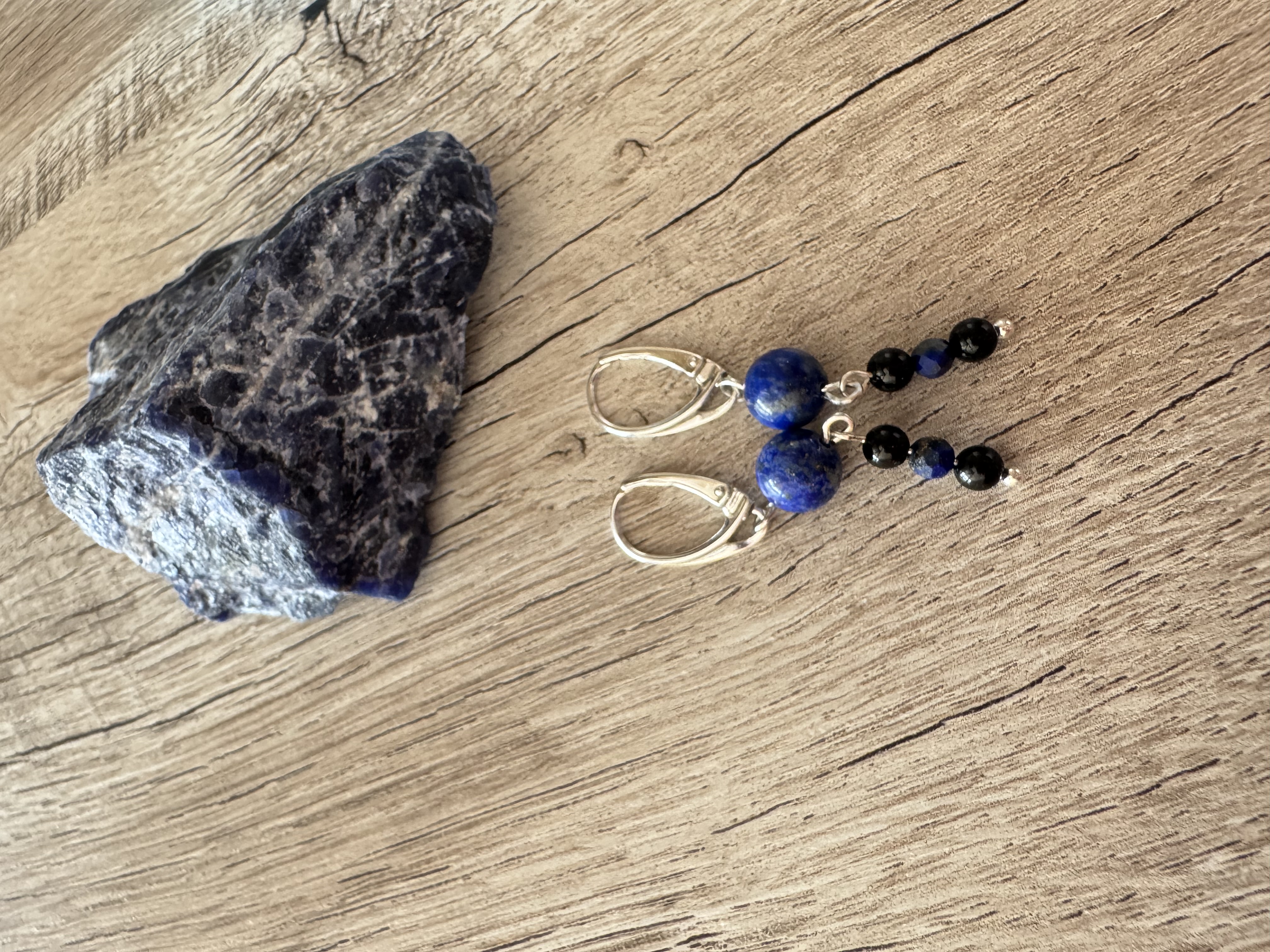 Rankų darbo auskarai "Aiškus matymas" + AFIRMACIJA