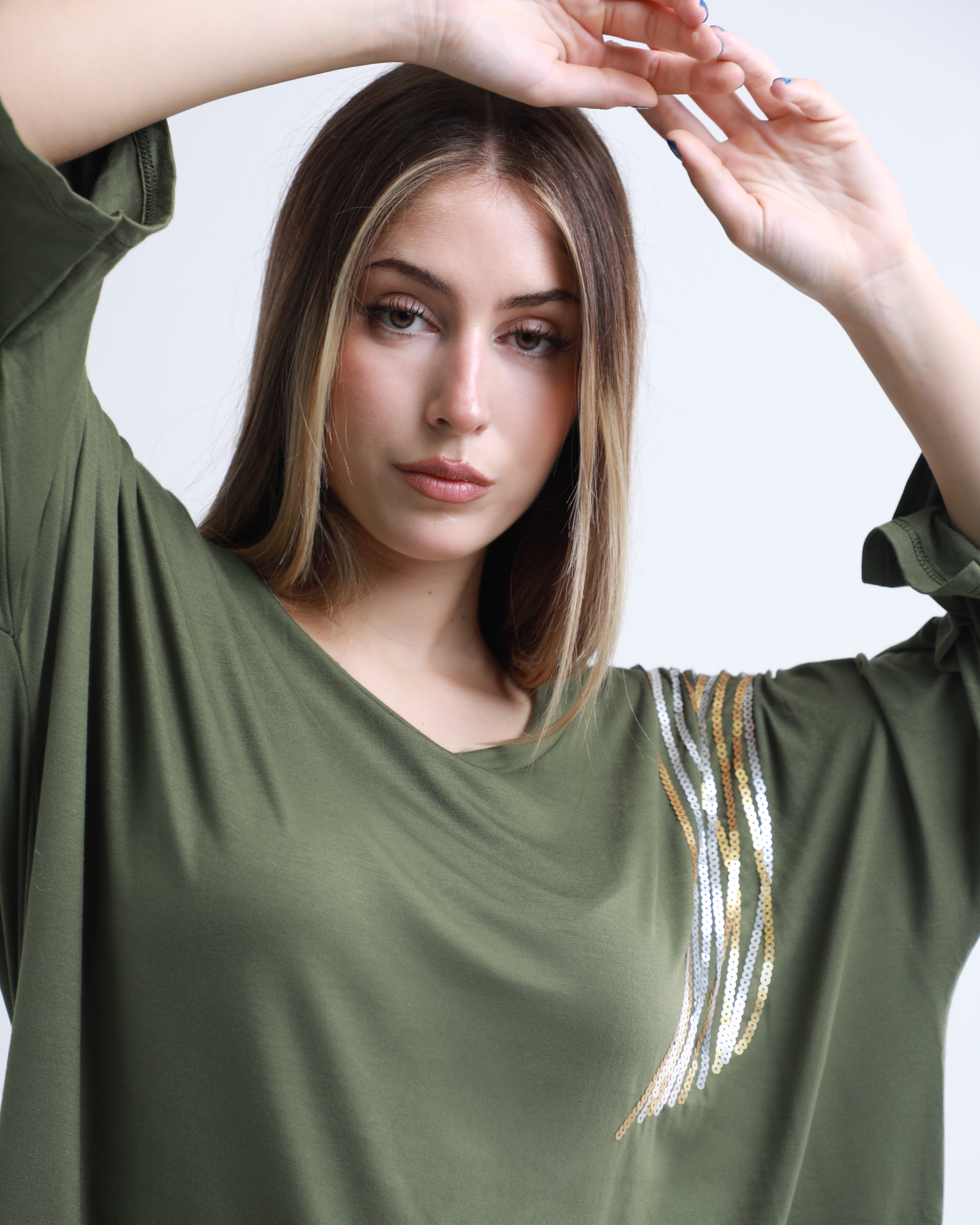Remerón bordado LENTEJUELAS EMMA