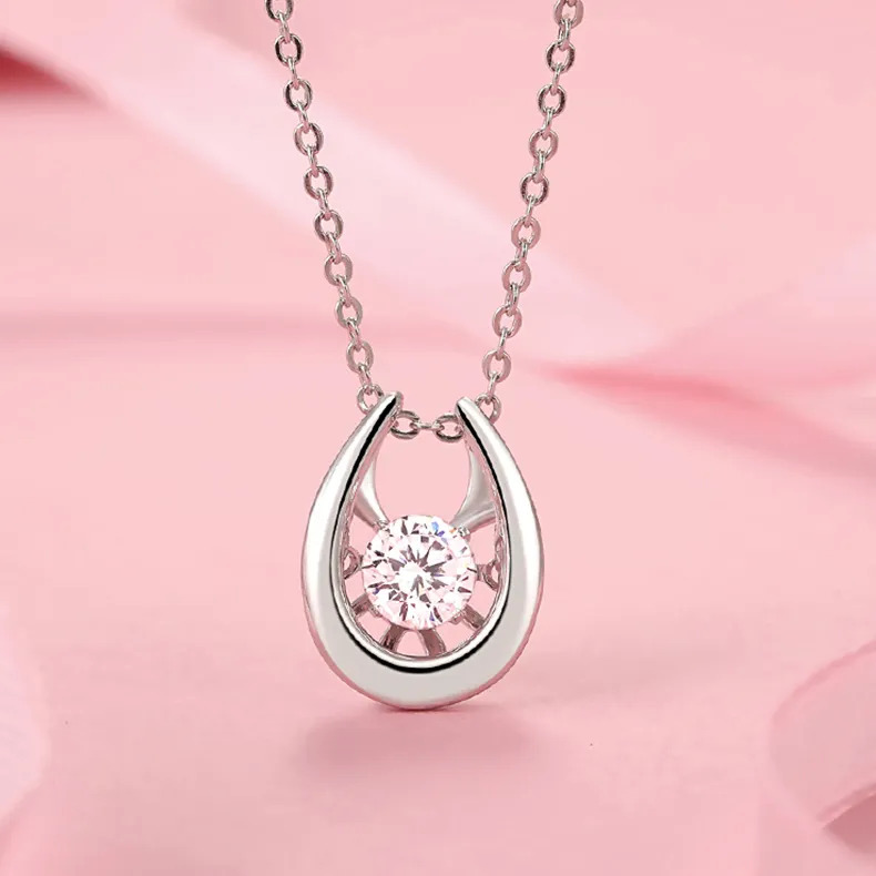 Enchanted U 莫桑石純銀吊墜項鏈